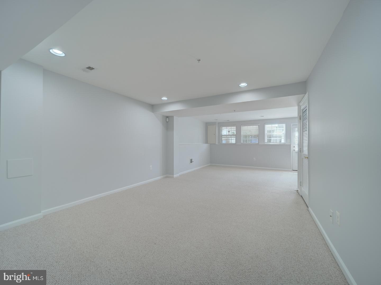 VILLAGES OF URBANA - Residential