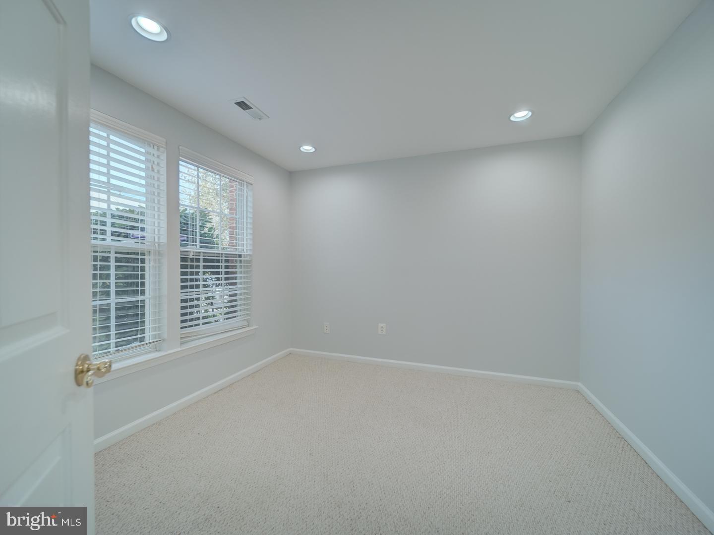 VILLAGES OF URBANA - Residential