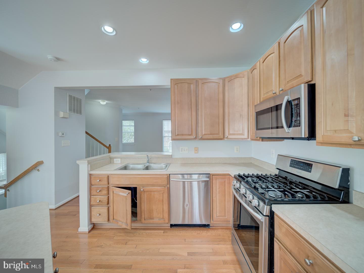 VILLAGES OF URBANA - Residential