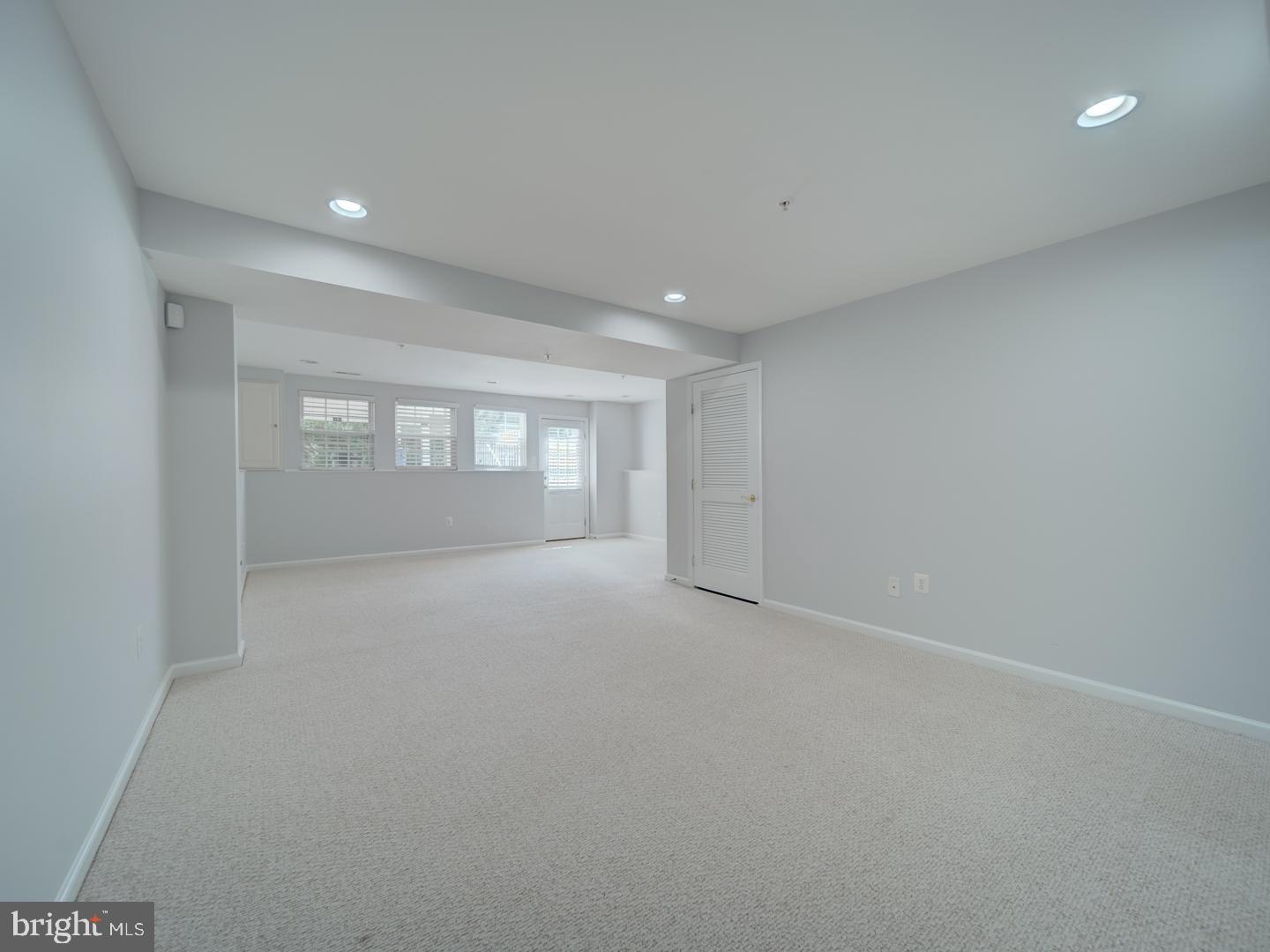 VILLAGES OF URBANA - Residential