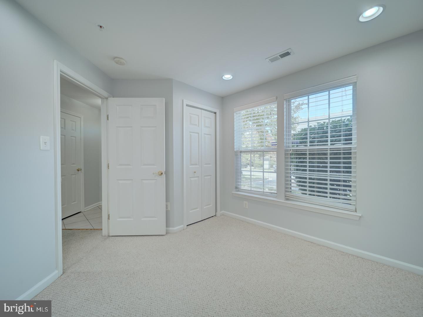 VILLAGES OF URBANA - Residential