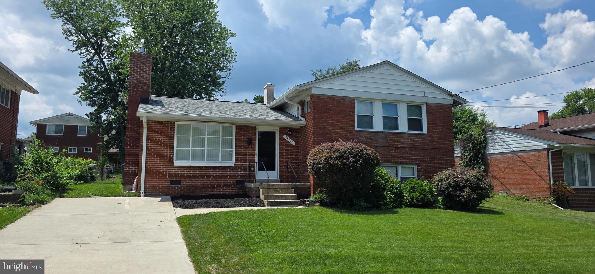 Fantastic 4 Bedroom 2 1/2 Bath Split Level Home Lovingly Renovated. Granite Countertops, Stainless Steel Appliances, Hardwood Floors, a Gas Fireplace, Large Deck for Entertaining and a nice Rear Yard. Multi-Car Driveway. Owner requests that tenants use area rugs and floor coverage in Hardwood areas. Don't miss this one!!! Open House Saturday July 19 From 11-1.