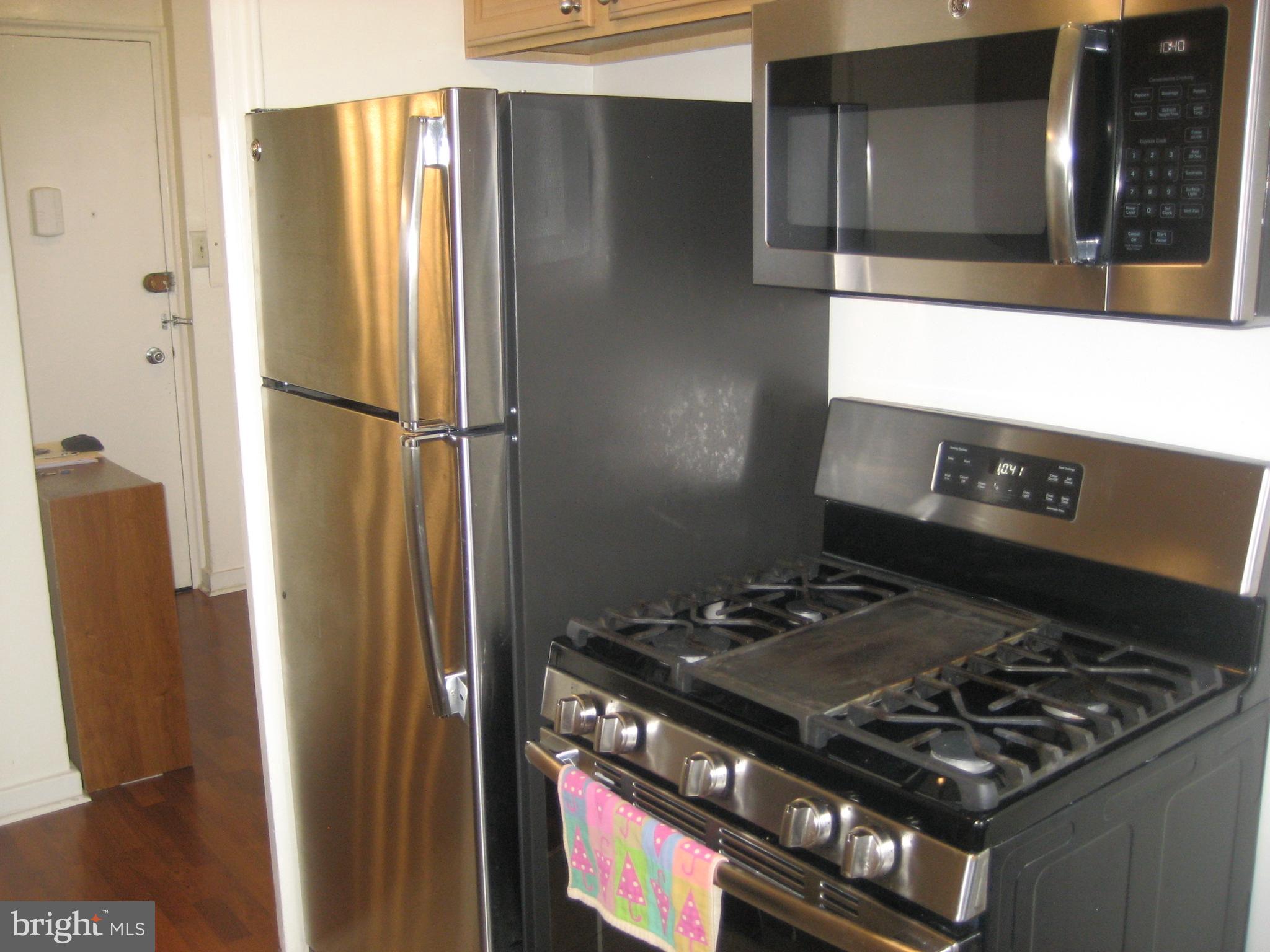 ART MUSEUM AREA - Residential Lease