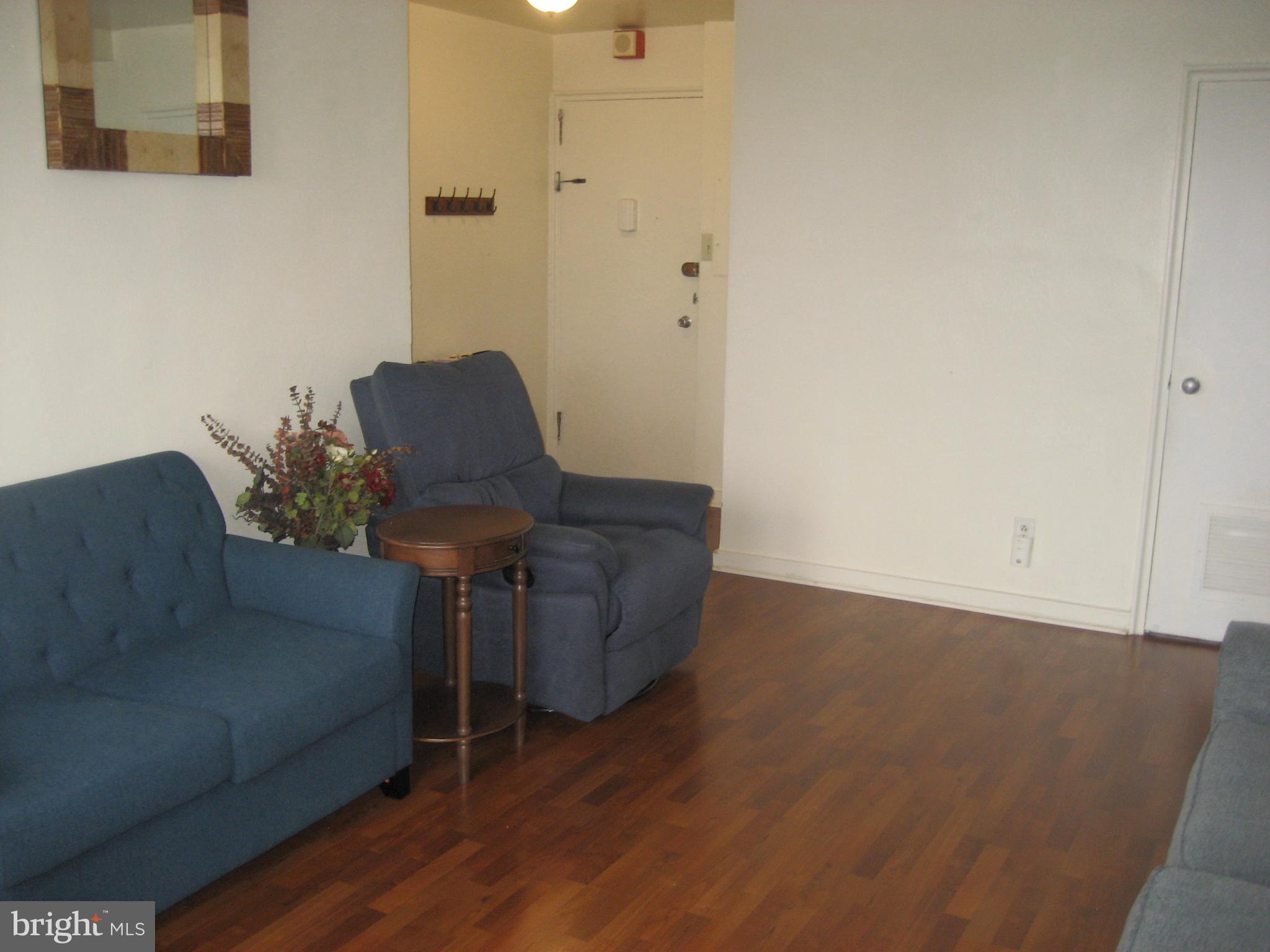 ART MUSEUM AREA - Residential Lease