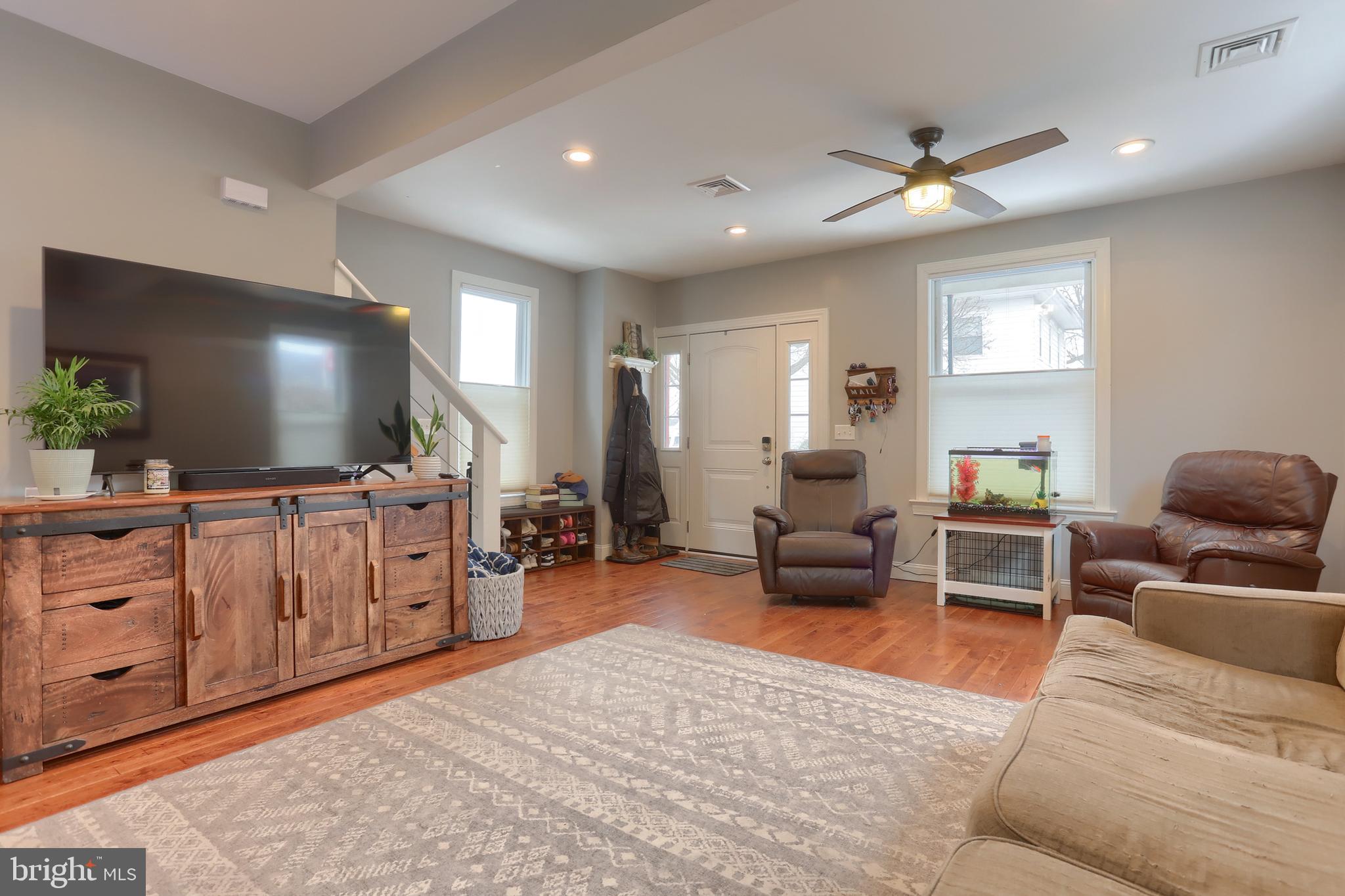 PALMYRA BOROUGH - Residential