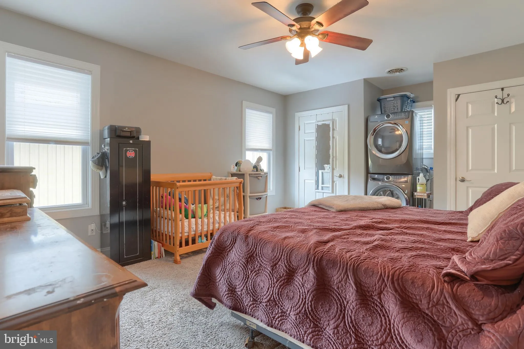 Palmyra, Pennsylvania 17078, United States, 4 Bedrooms Bedrooms, ,2 BathroomsBathrooms,Residential,Pending,18553