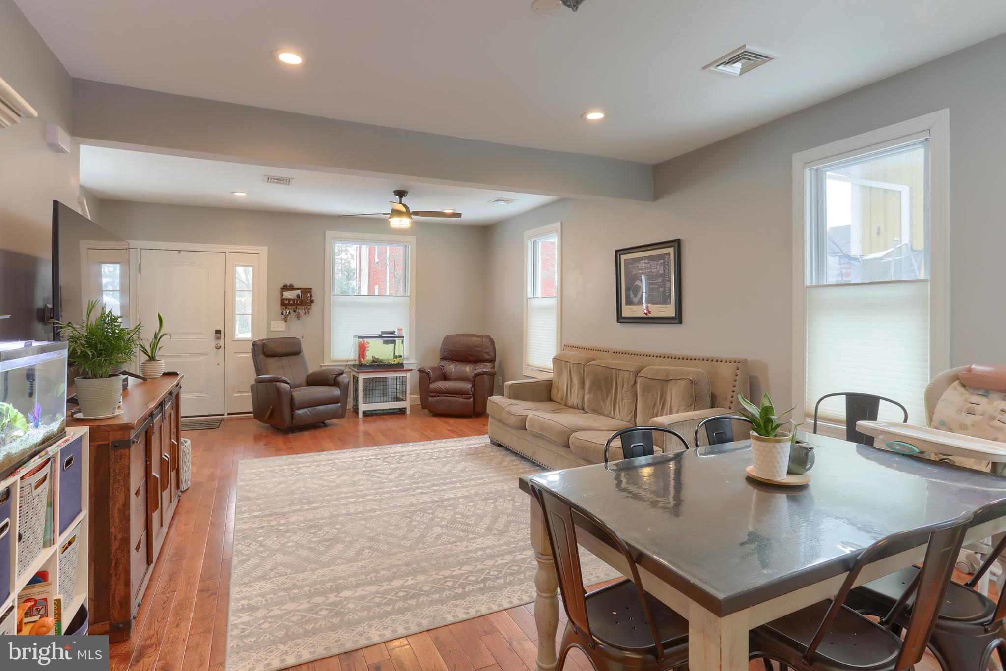 PALMYRA BOROUGH - Residential