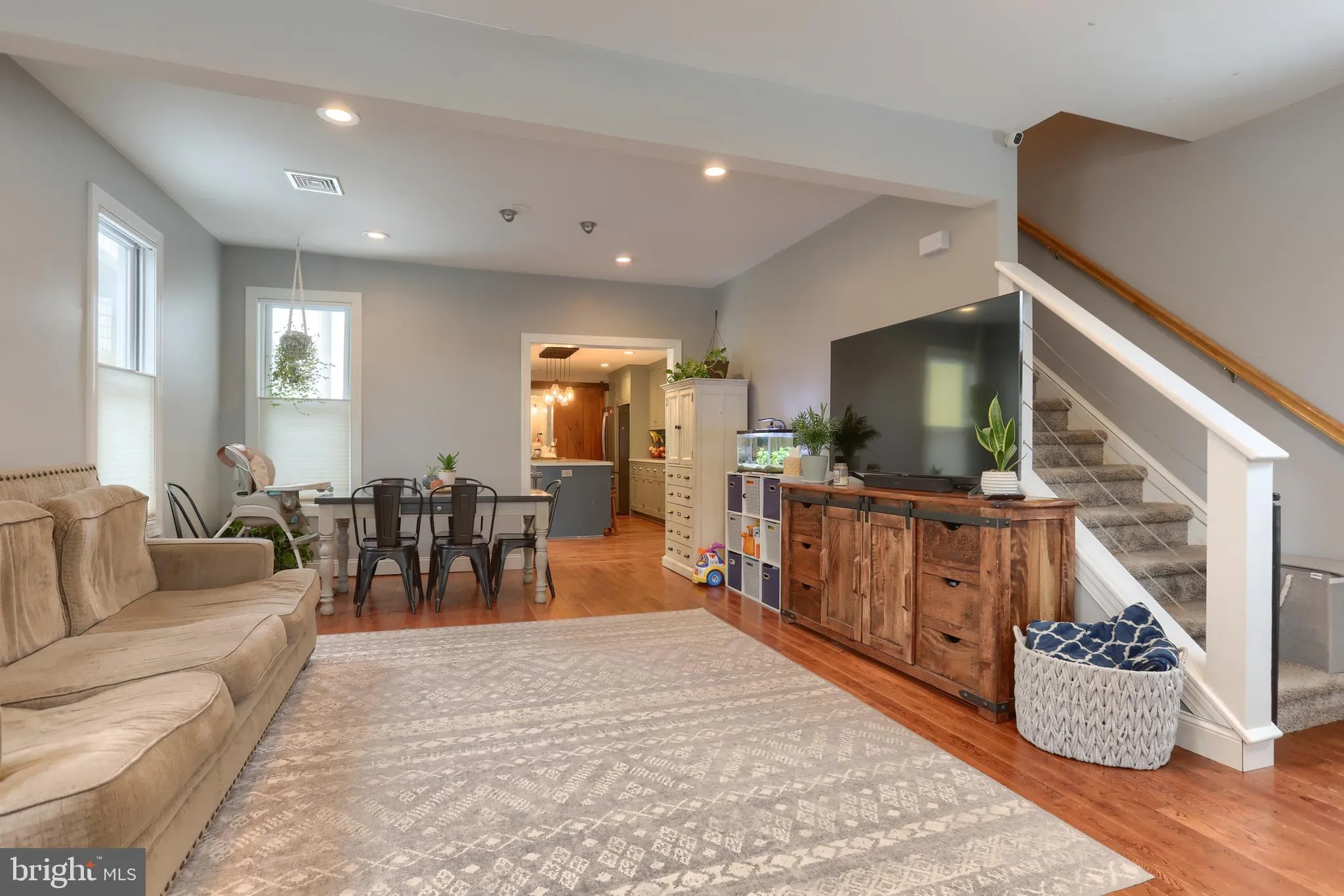 Palmyra, Pennsylvania 17078, United States, 4 Bedrooms Bedrooms, ,2 BathroomsBathrooms,Residential,Pending,18553