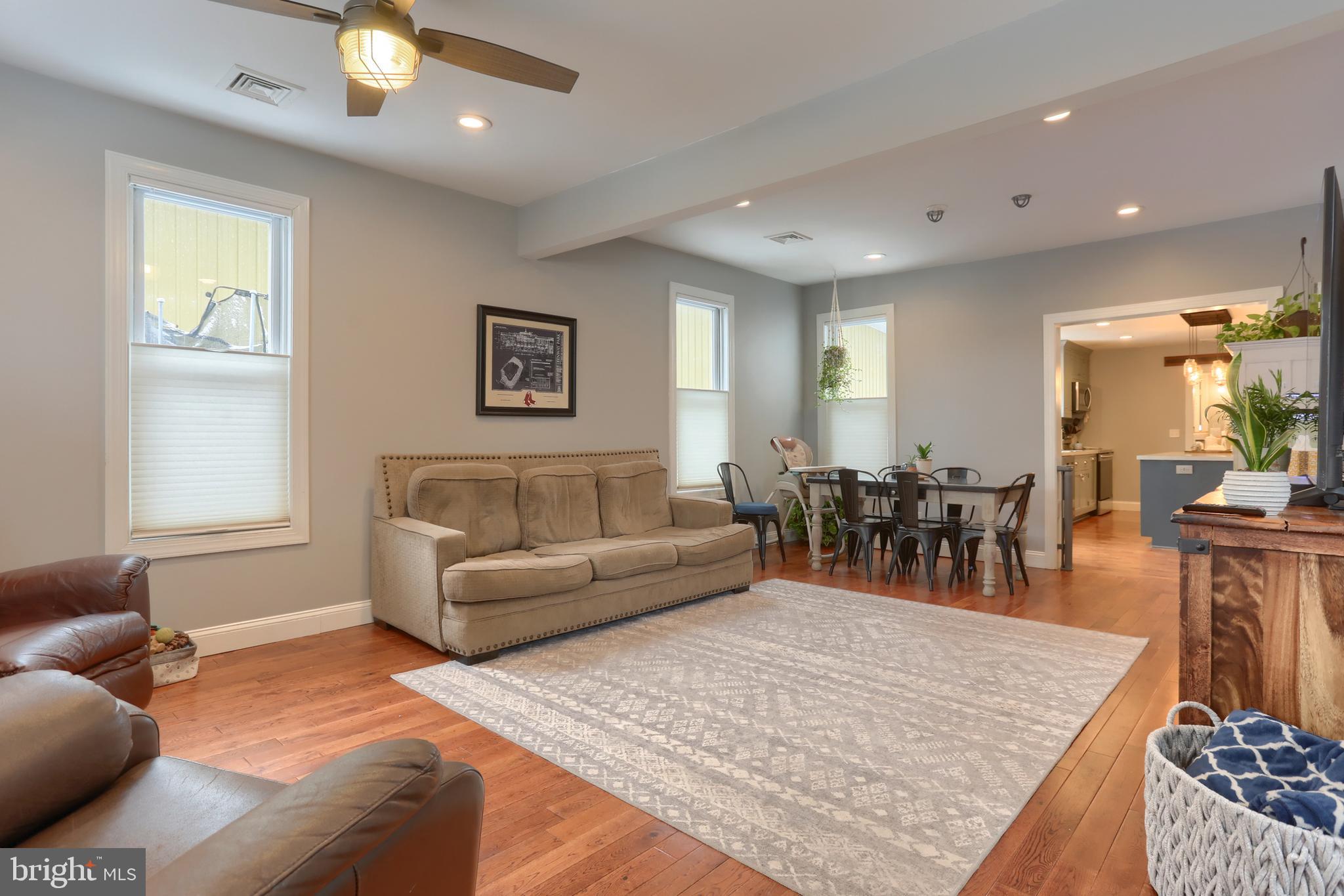 PALMYRA BOROUGH - Residential