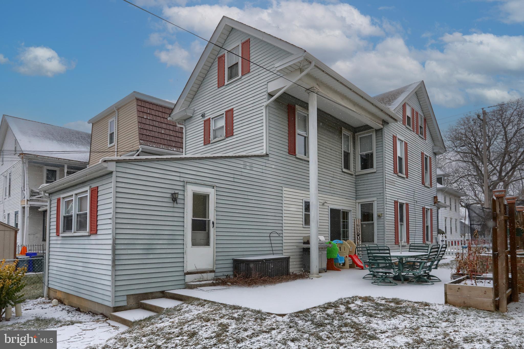 PALMYRA BOROUGH - Residential