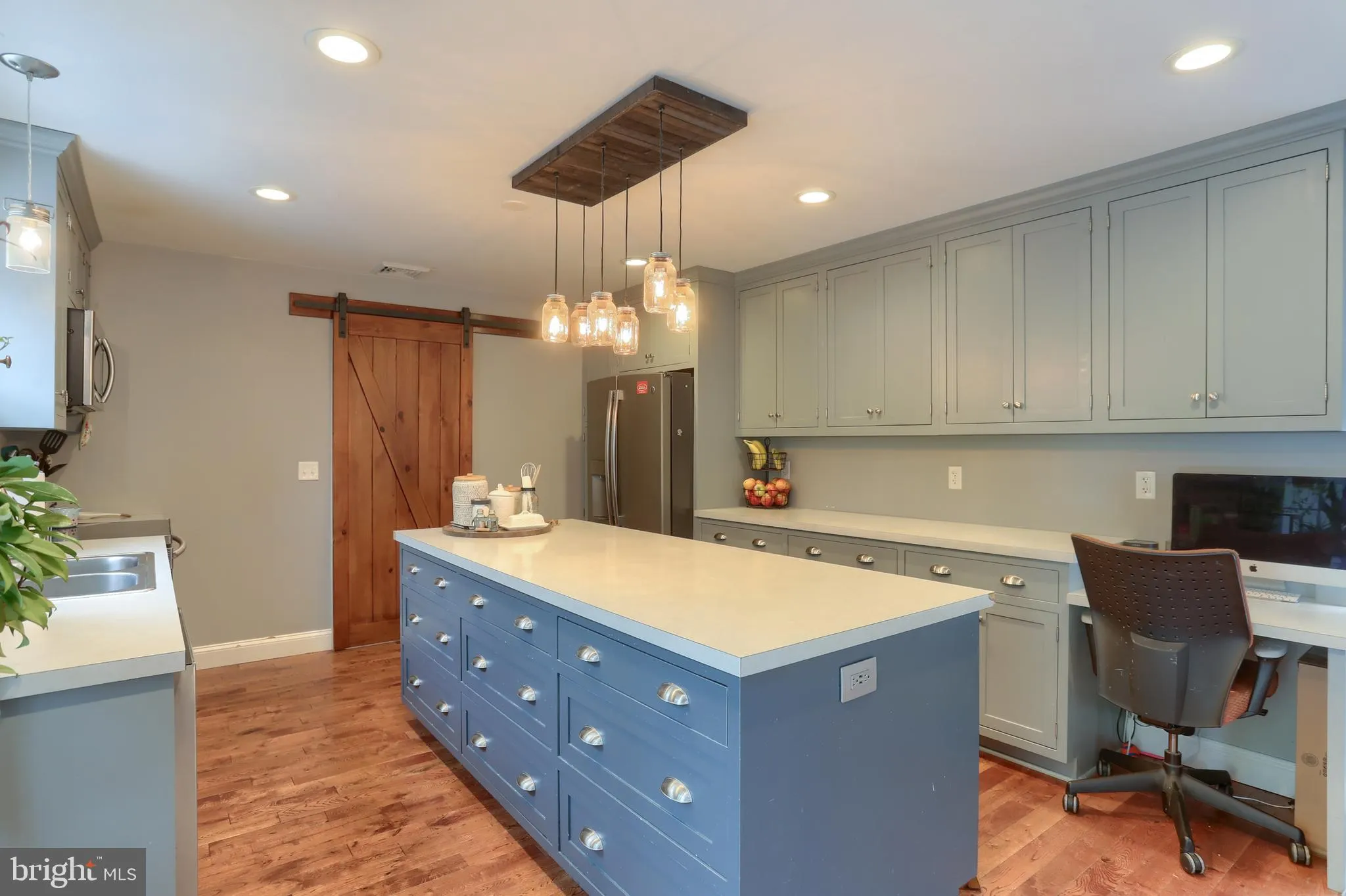 Palmyra, Pennsylvania 17078, United States, 4 Bedrooms Bedrooms, ,2 BathroomsBathrooms,Residential,Pending,18553