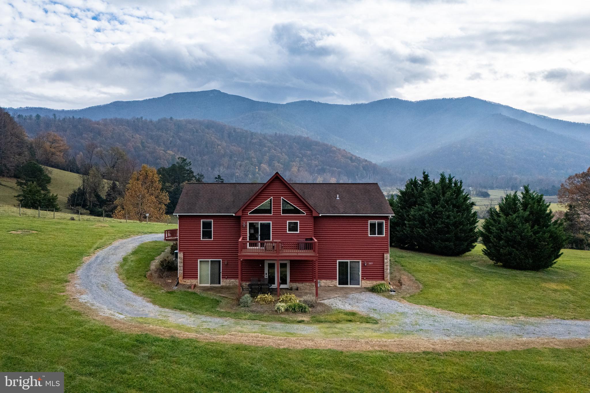 2225 & 2319 VALLEY BURG ROAD