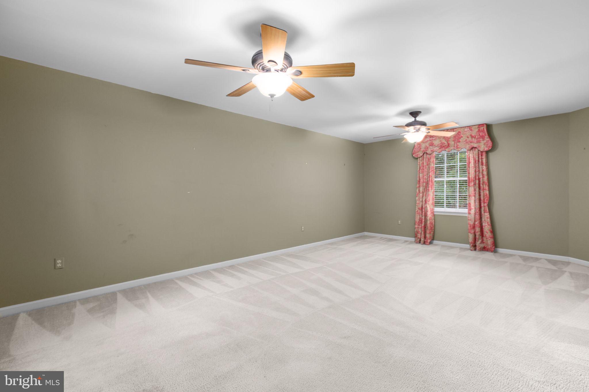 GRANDSTAFF WOODS - Residential