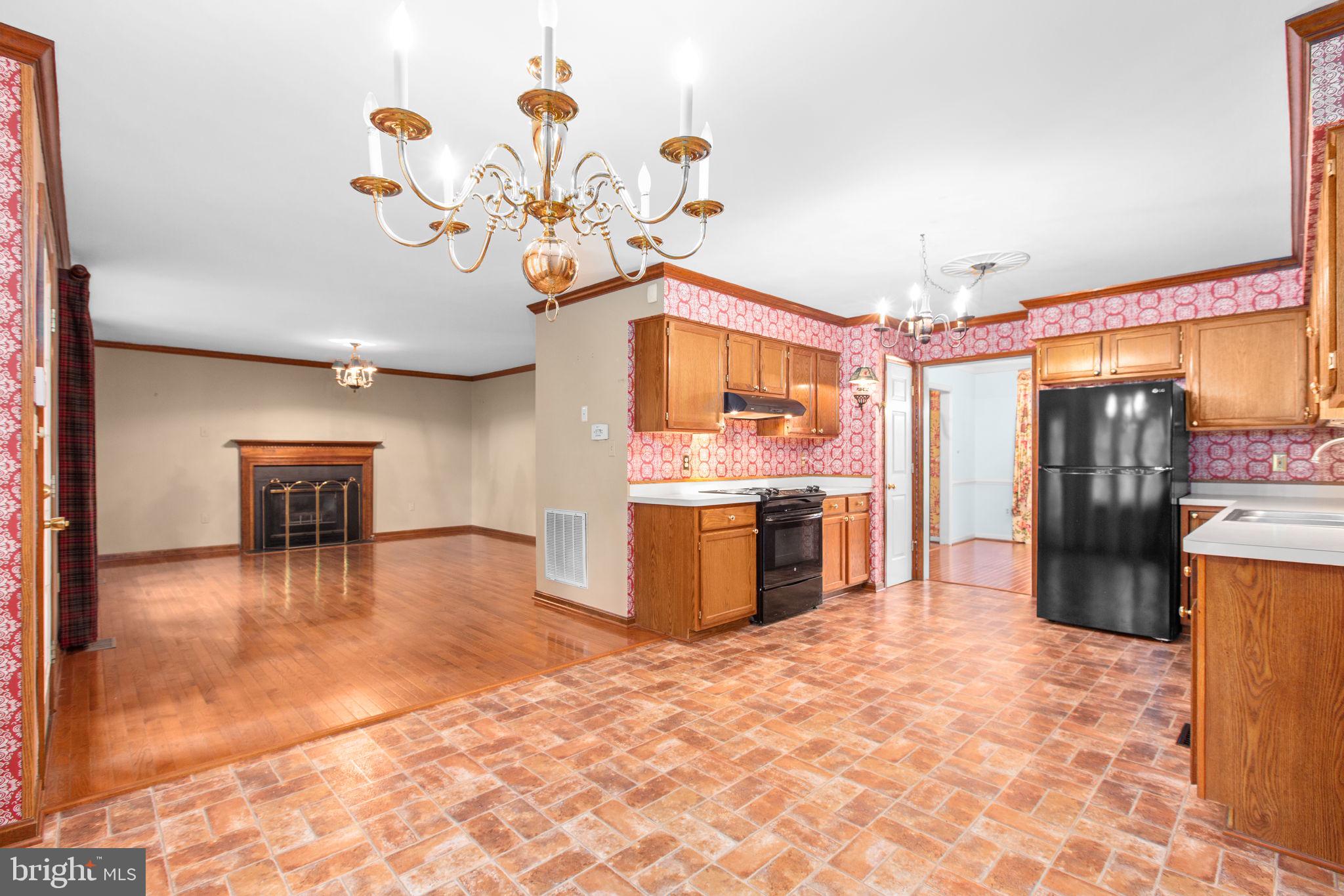 GRANDSTAFF WOODS - Residential