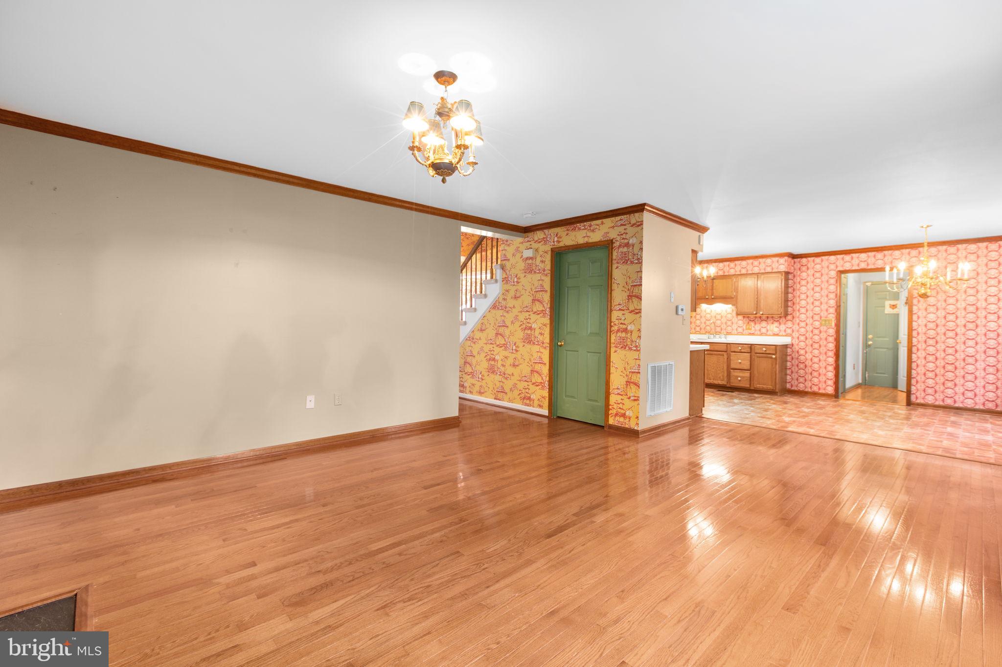 GRANDSTAFF WOODS - Residential