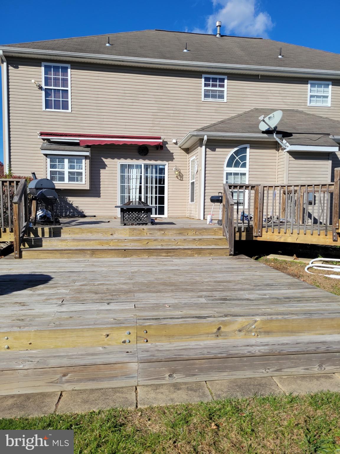 115 GOLDEN MEADOW LANE