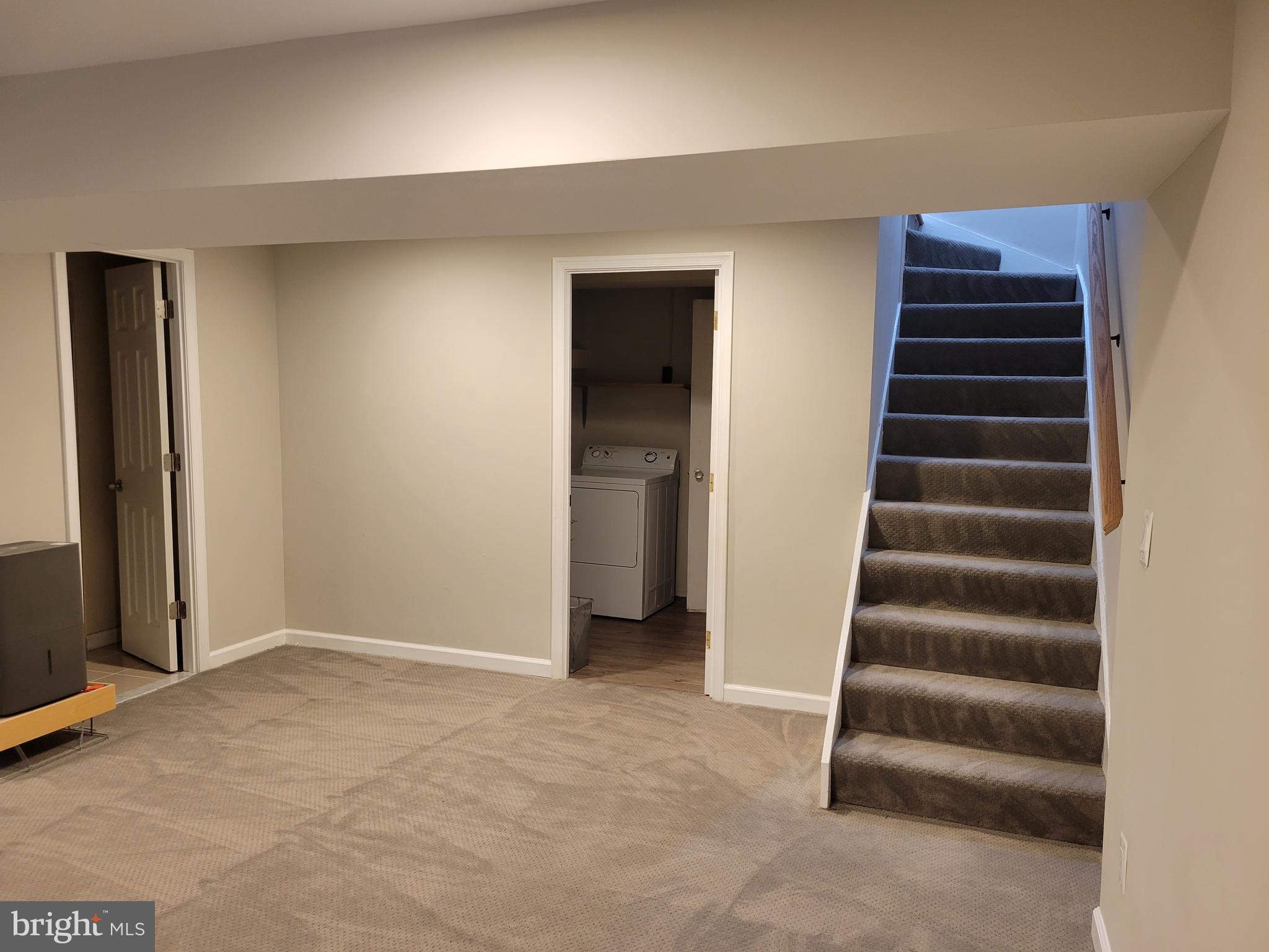 NEW MARK COMMONS - Residential Lease