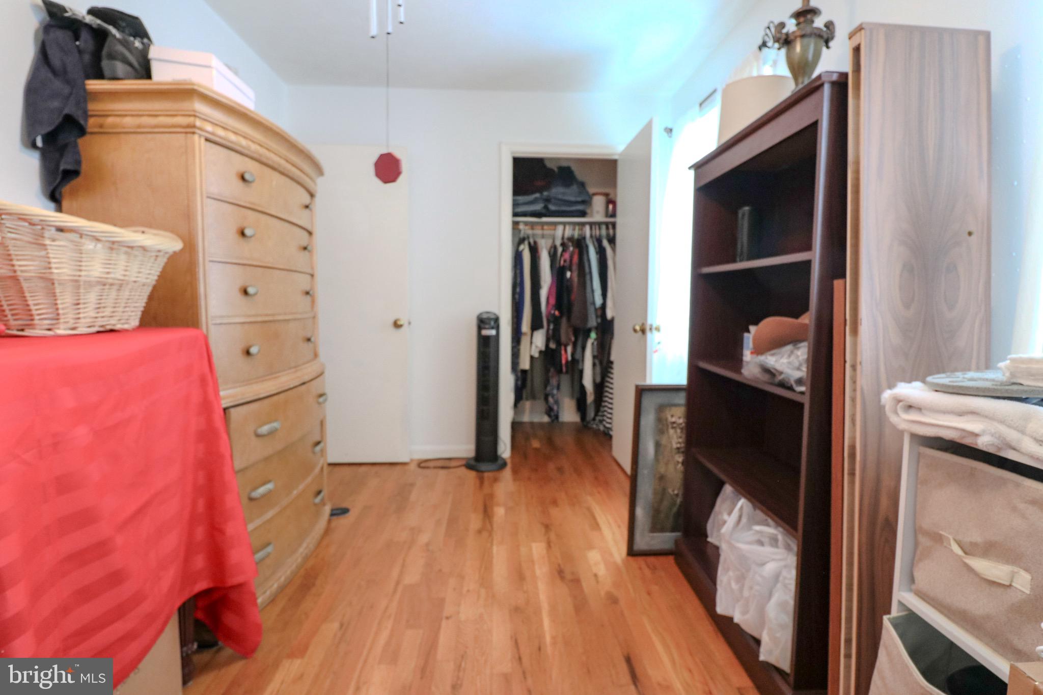 LAKEMONT VILLAGE - Residential