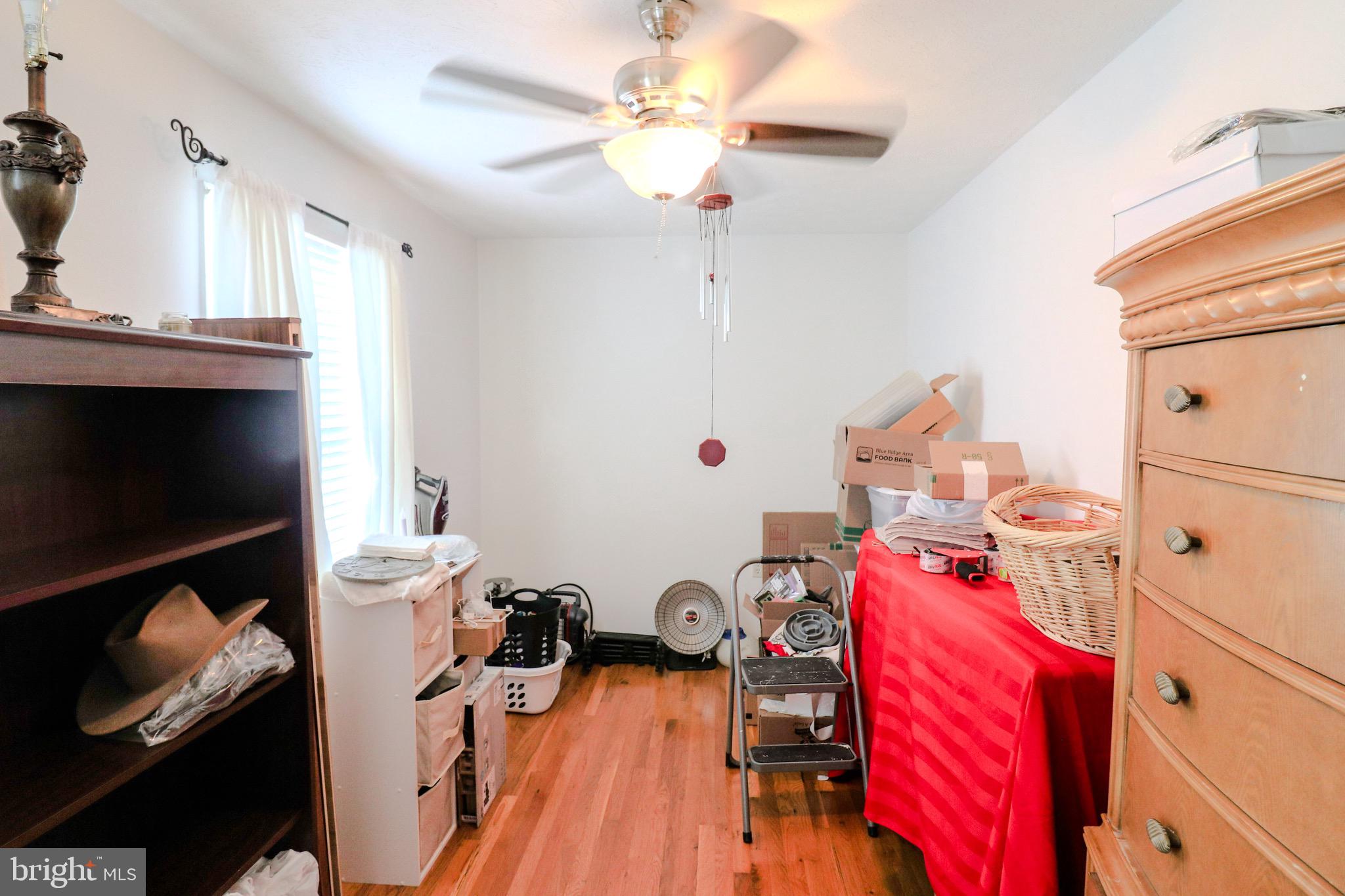 LAKEMONT VILLAGE - Residential