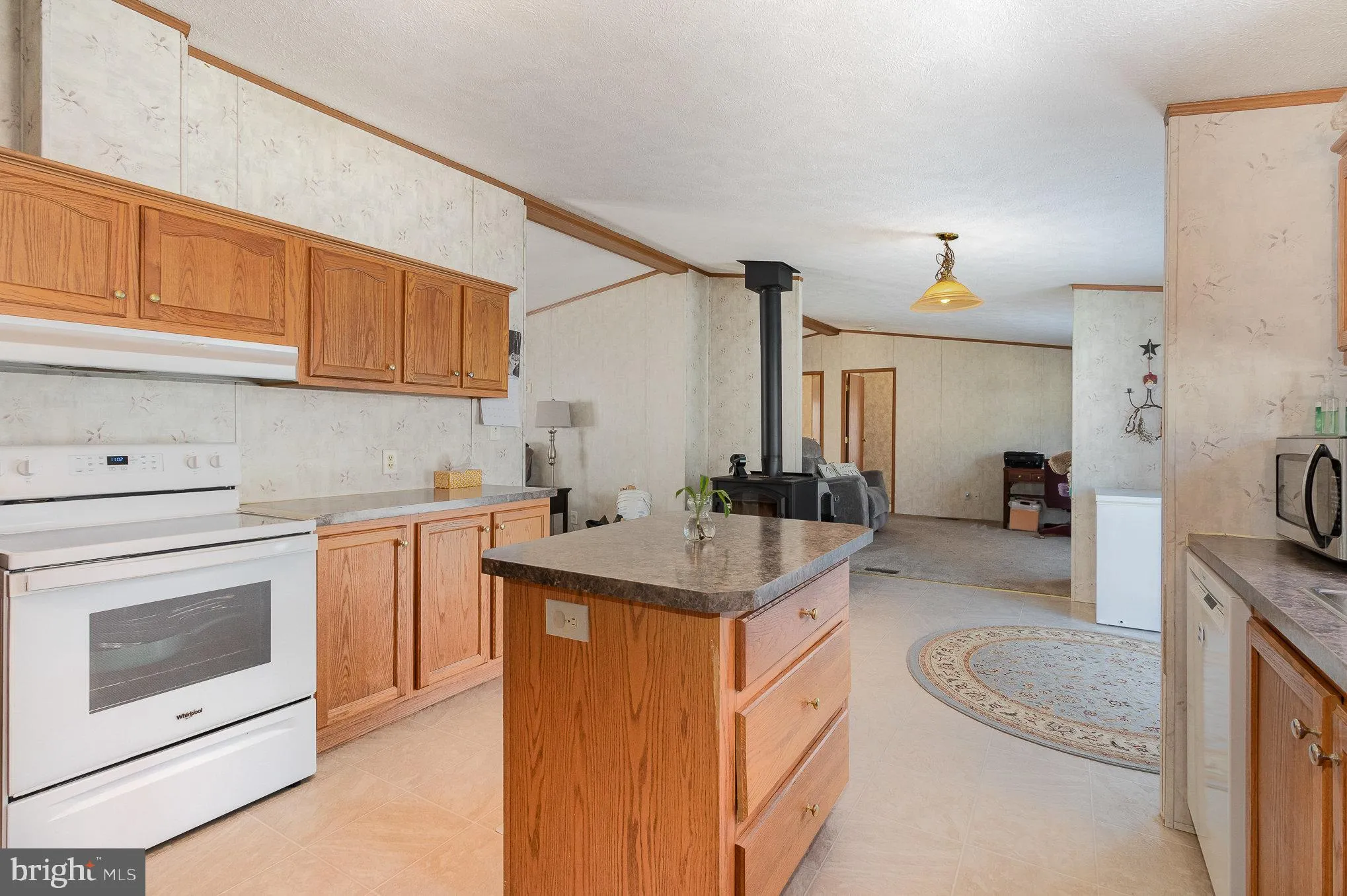 York, Pennsylvania 17406, United States, 4 Bedrooms Bedrooms, ,2 BathroomsBathrooms,Residential,Active,13727