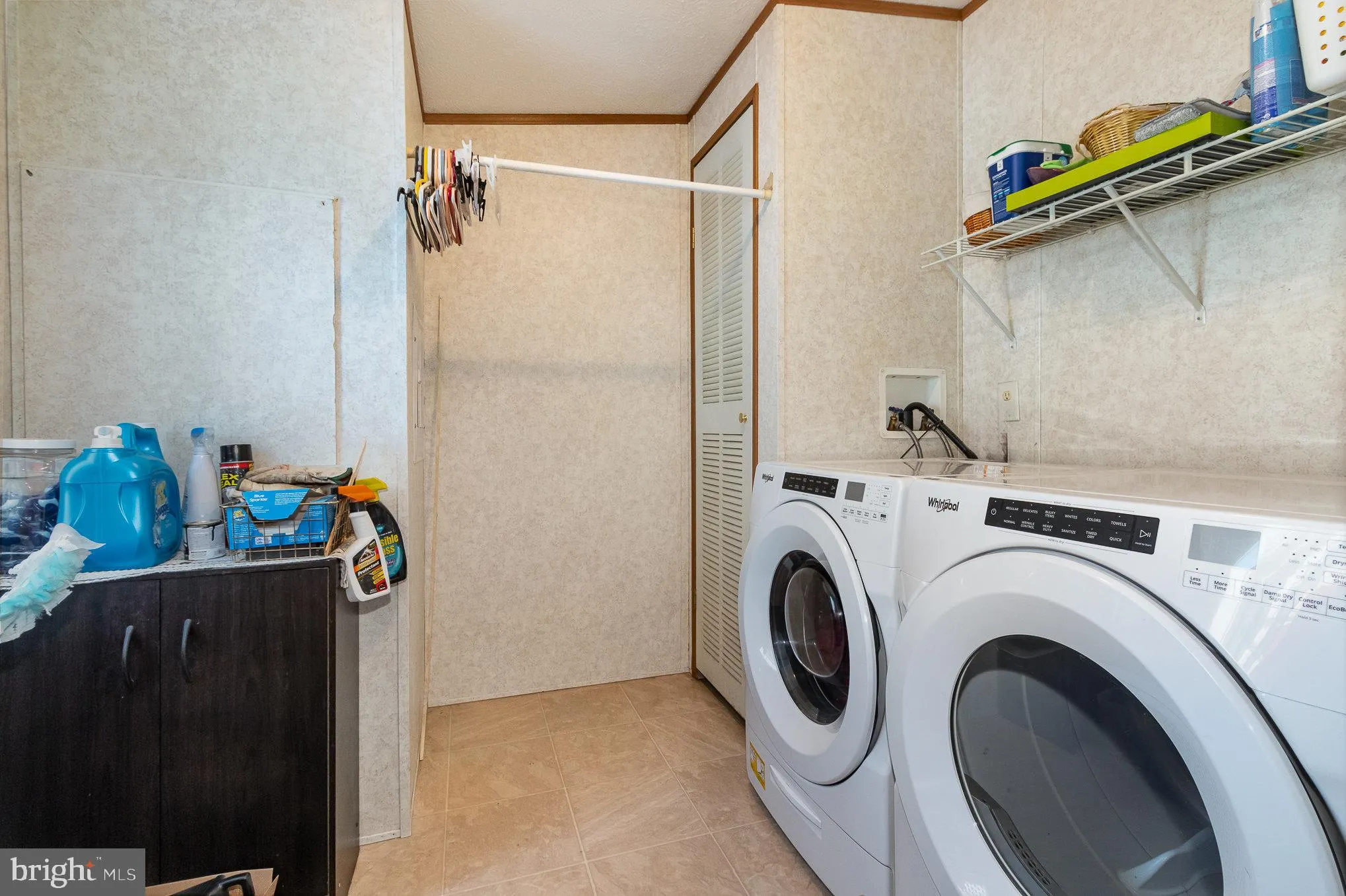 York, Pennsylvania 17406, United States, 4 Bedrooms Bedrooms, ,2 BathroomsBathrooms,Residential,Active,13727