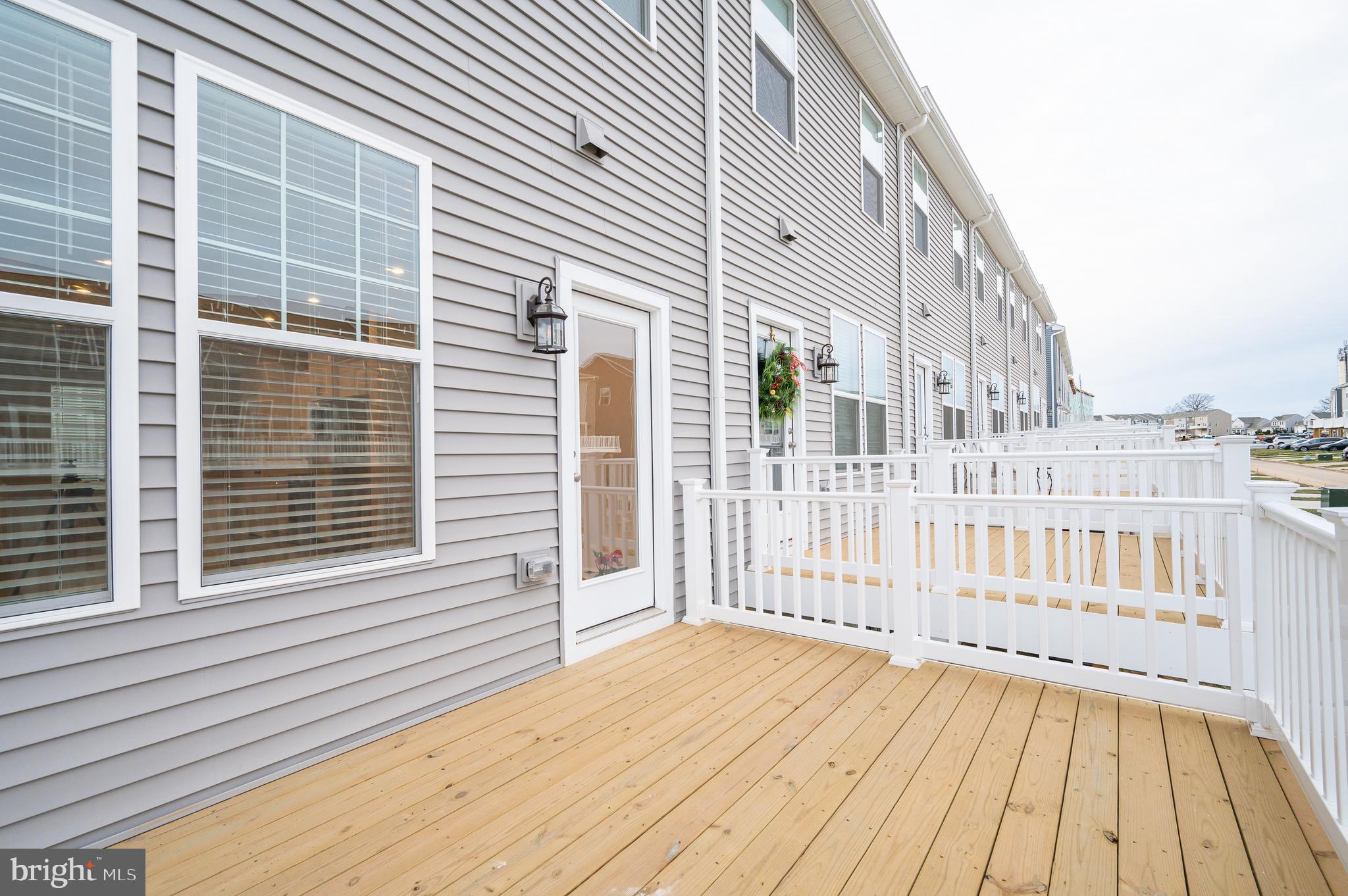 PRESIDENTS POINTE - Residential Lease