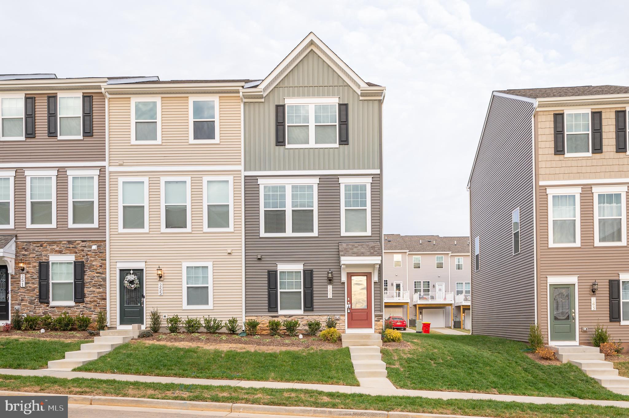 PRESIDENTS POINTE - Residential Lease