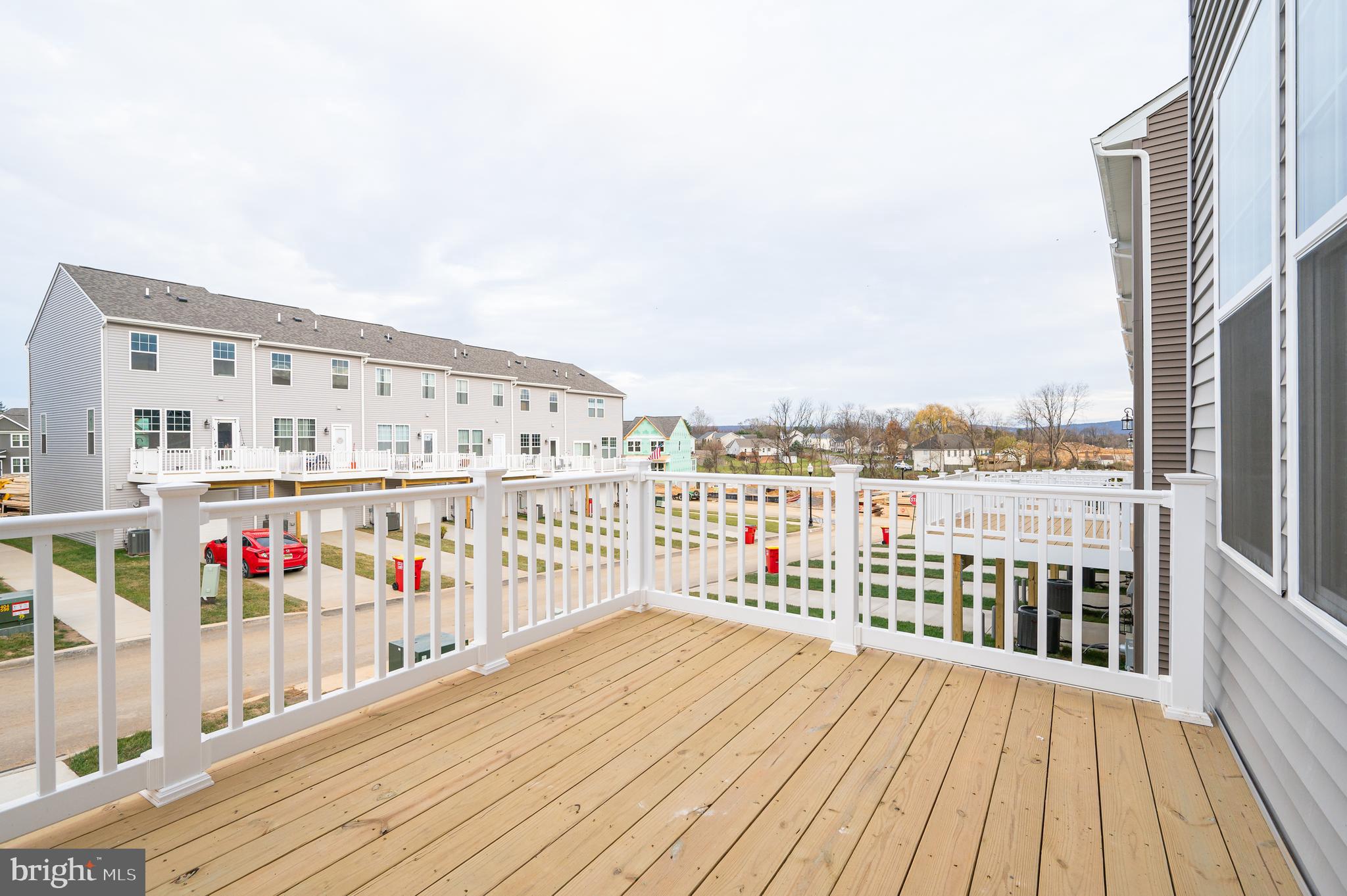 PRESIDENTS POINTE - Residential Lease