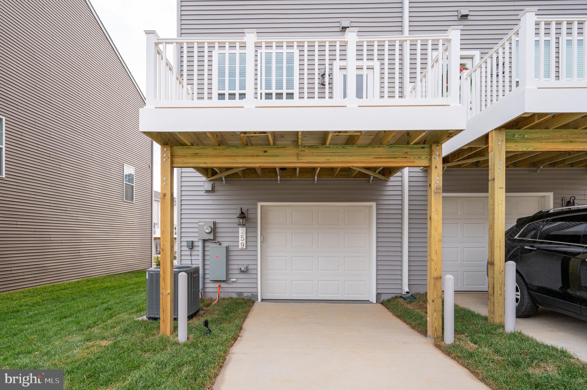 PRESIDENTS POINTE - Residential Lease