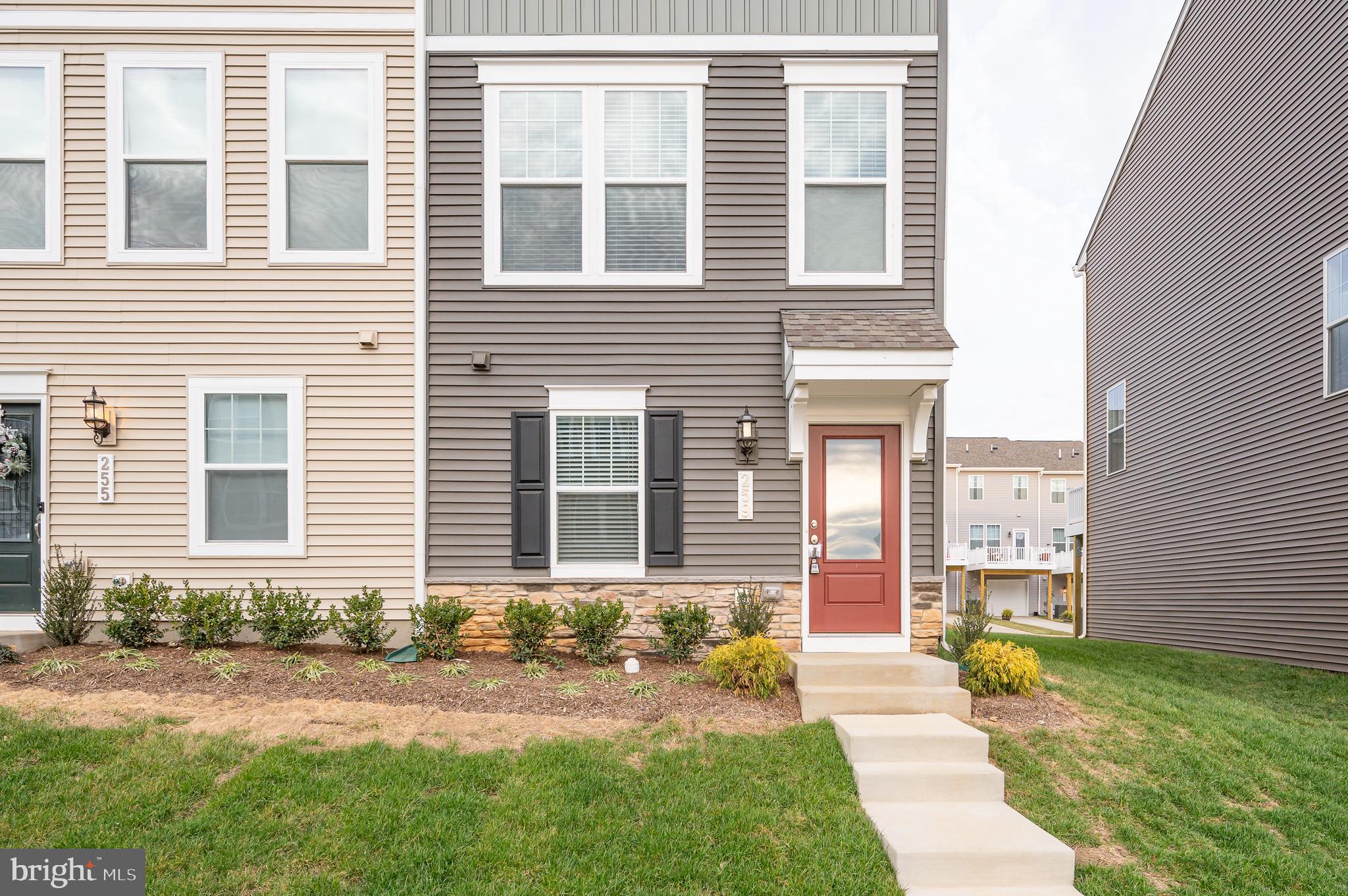 PRESIDENTS POINTE - Residential Lease