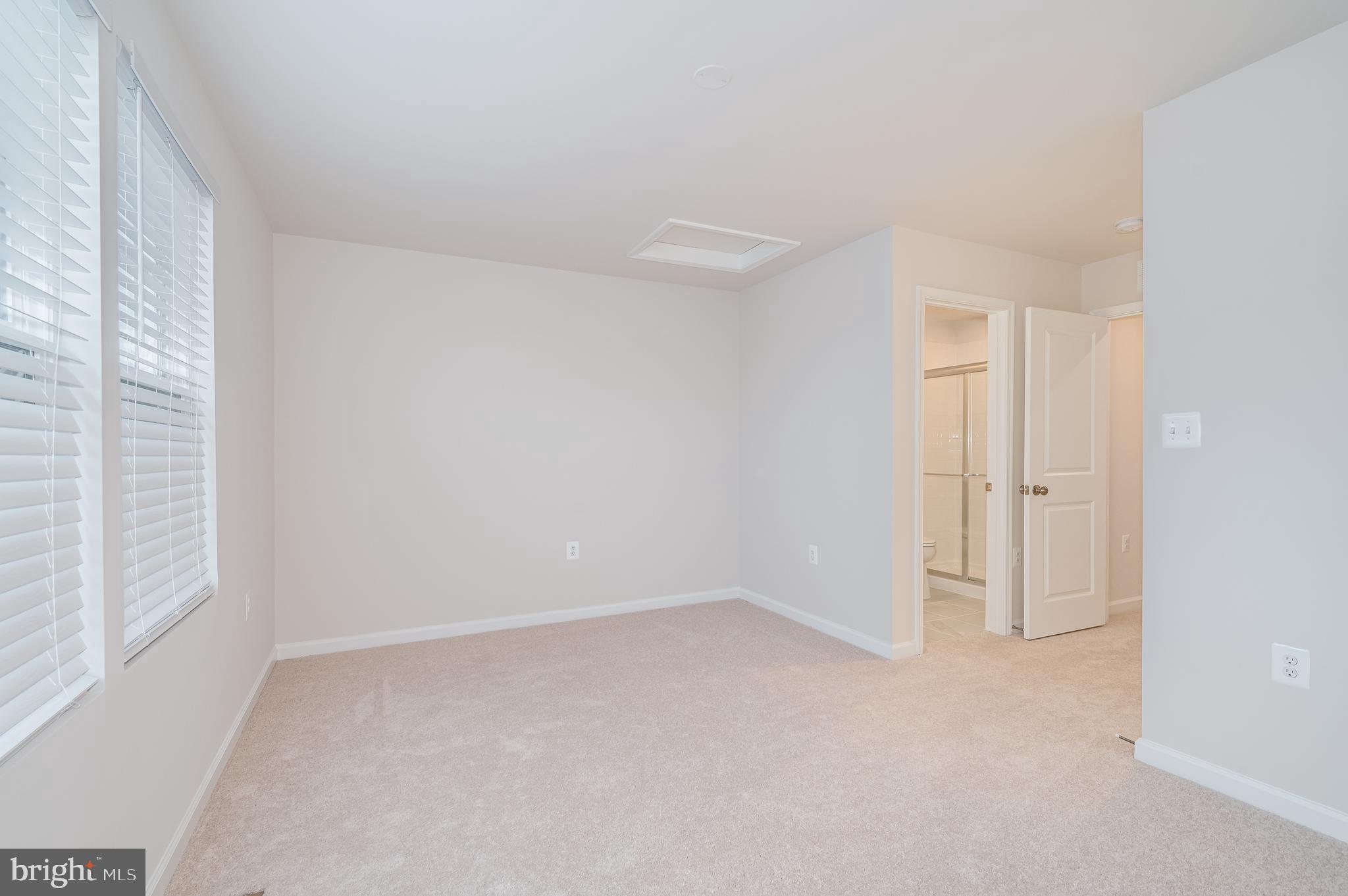 PRESIDENTS POINTE - Residential Lease