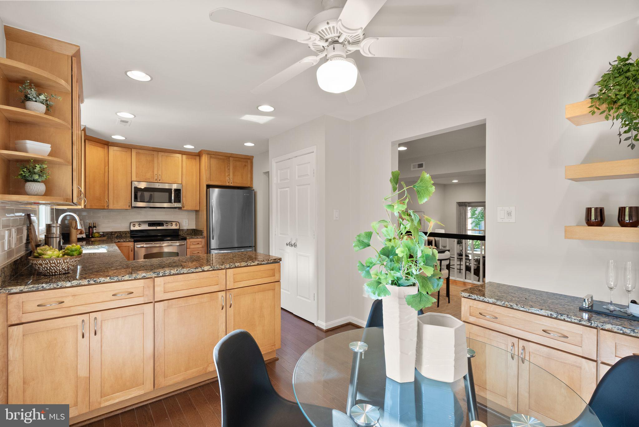 STONEYBROOK - Residential