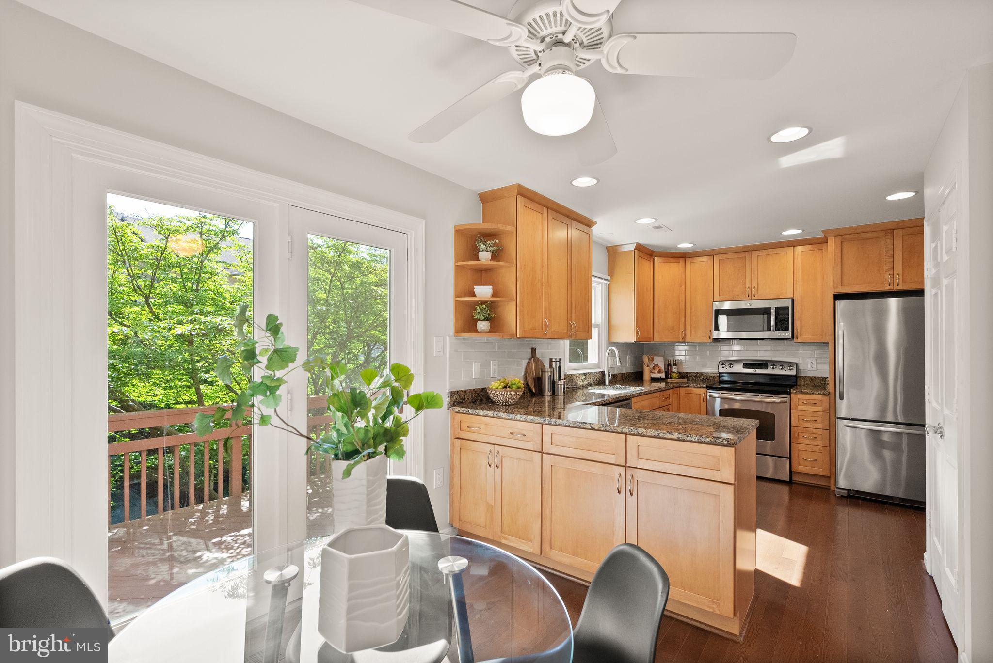 STONEYBROOK - Residential