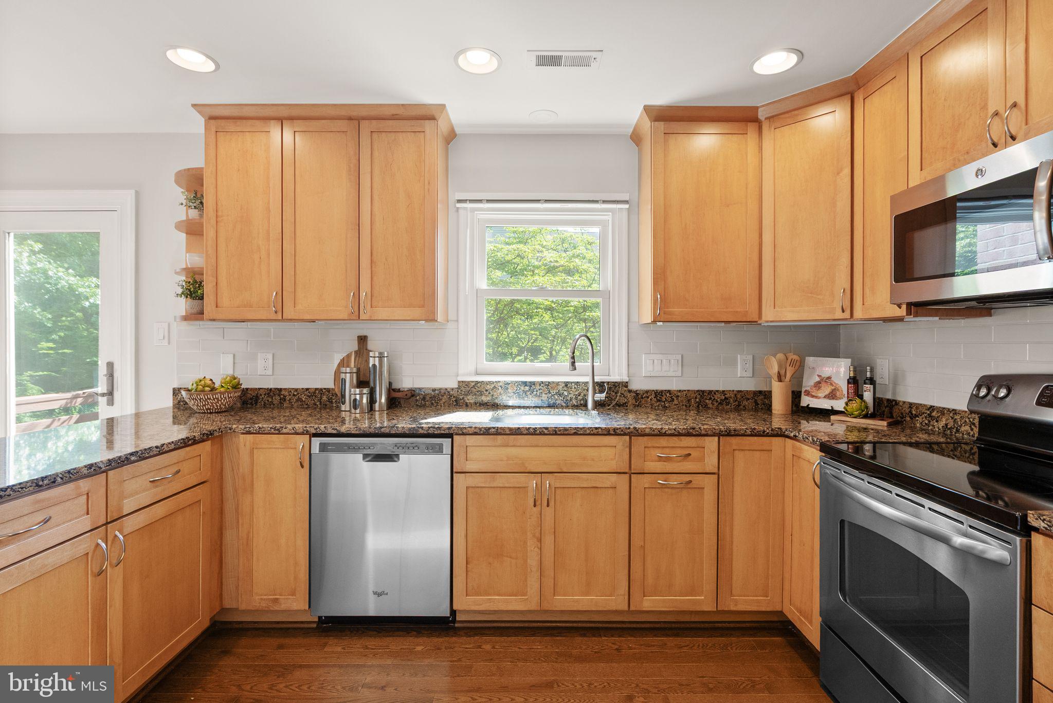 STONEYBROOK - Residential