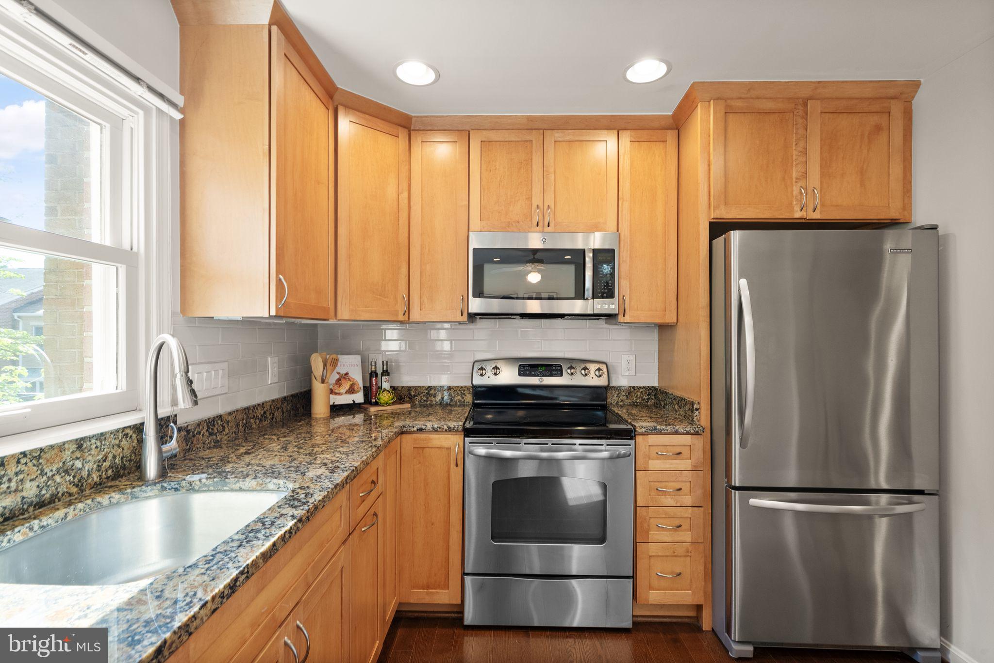 STONEYBROOK - Residential