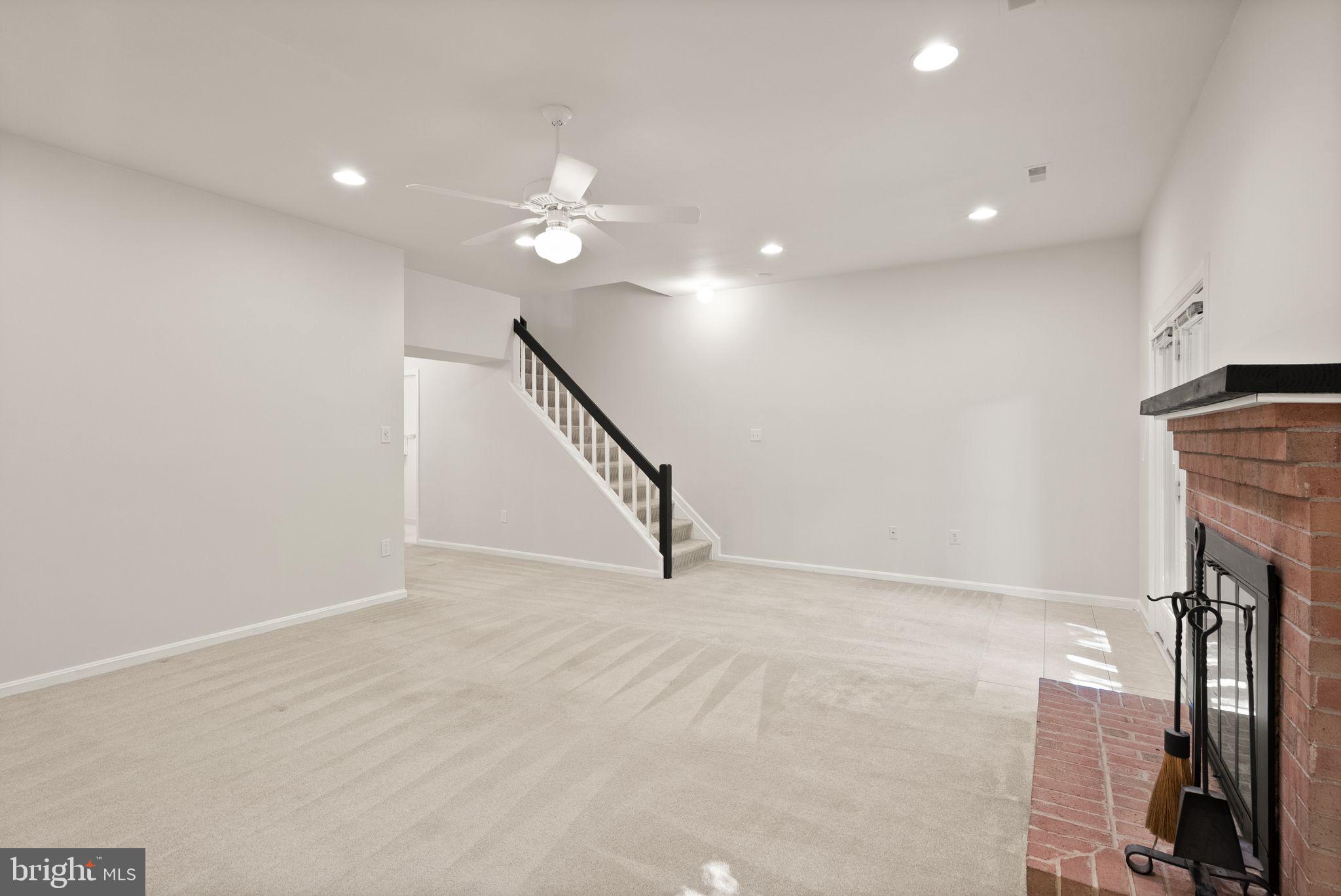 STONEYBROOK - Residential
