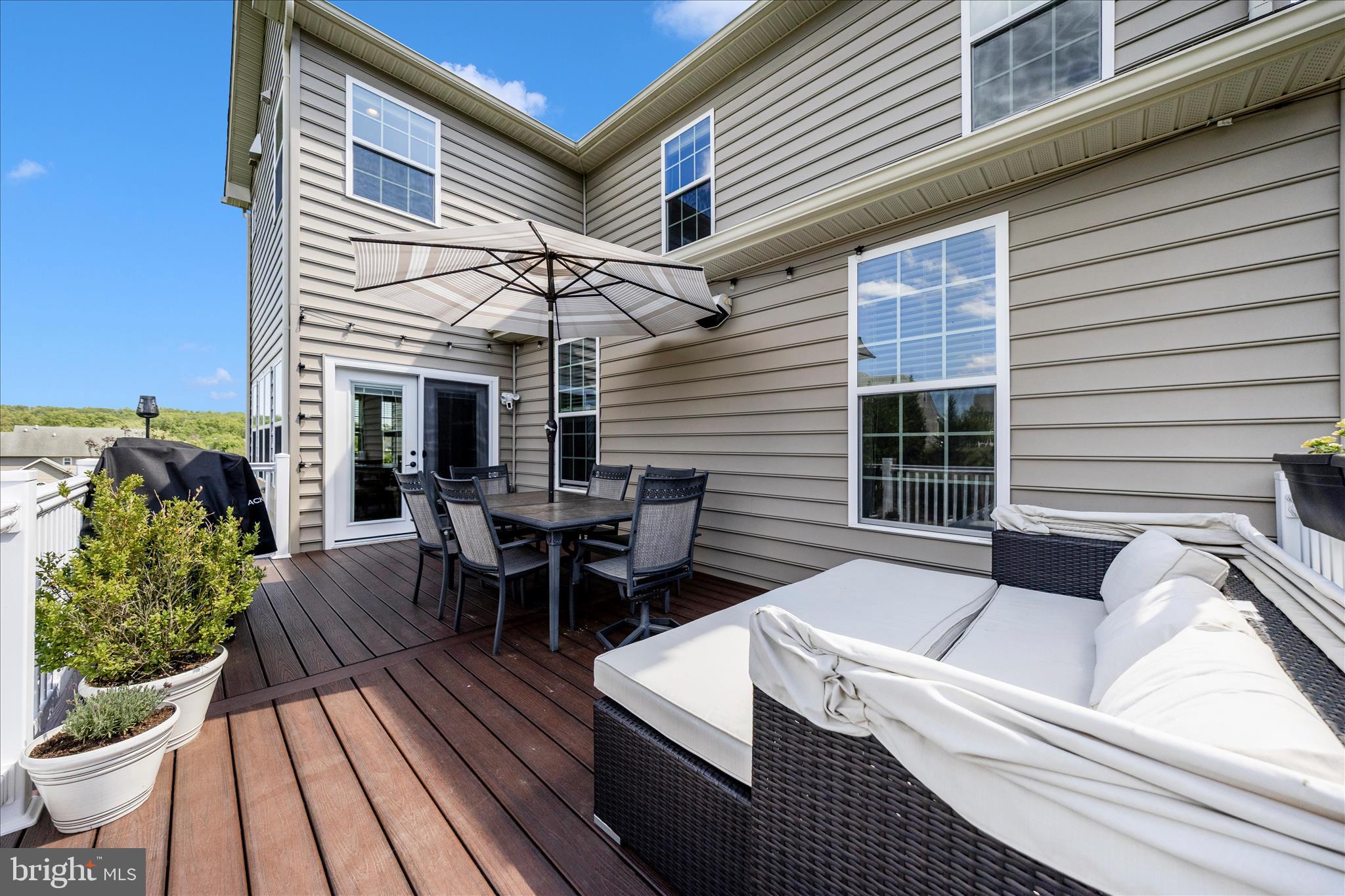 WOODRIDGE AT LAKE LINGANORE - Residential