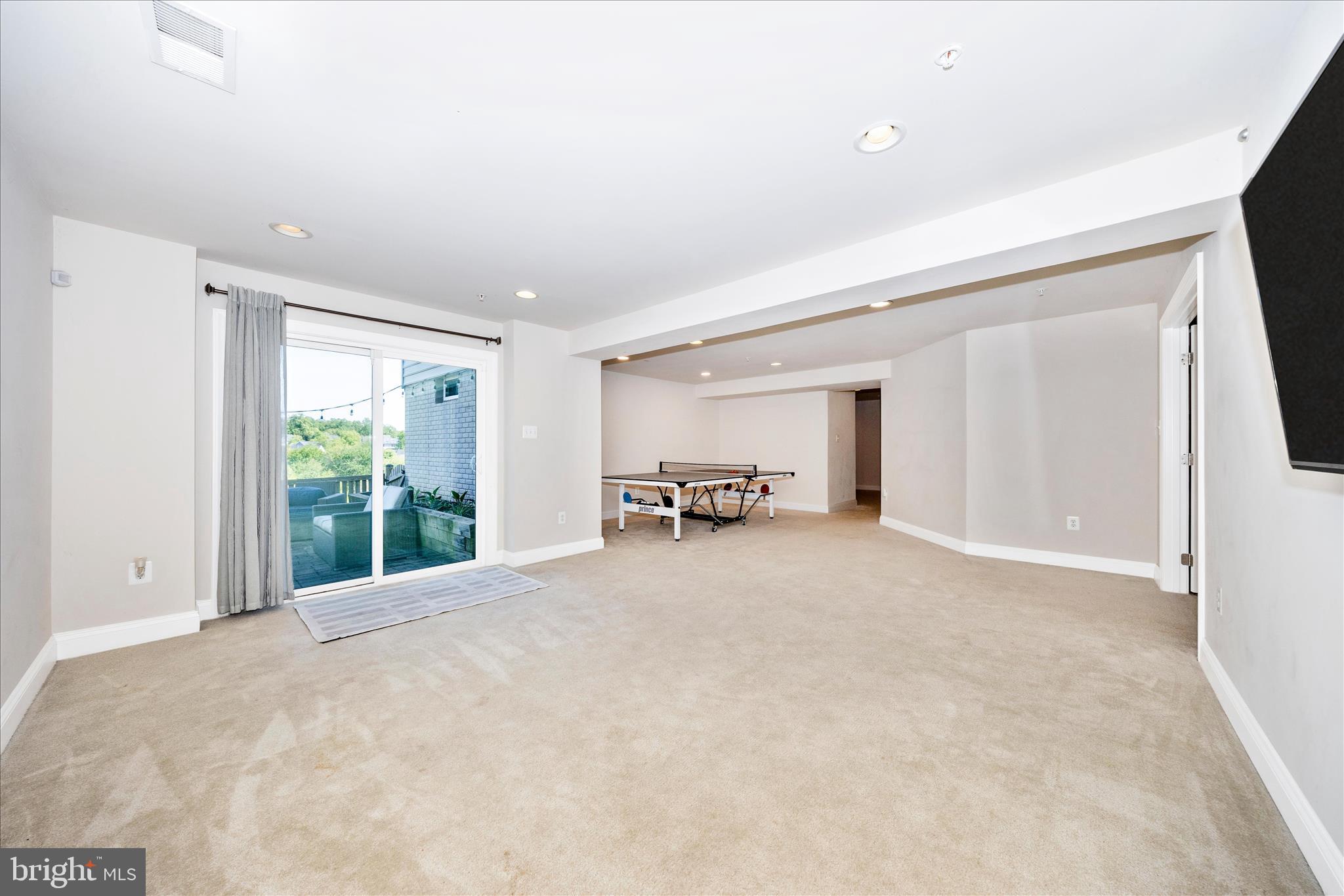 WOODRIDGE AT LAKE LINGANORE - Residential