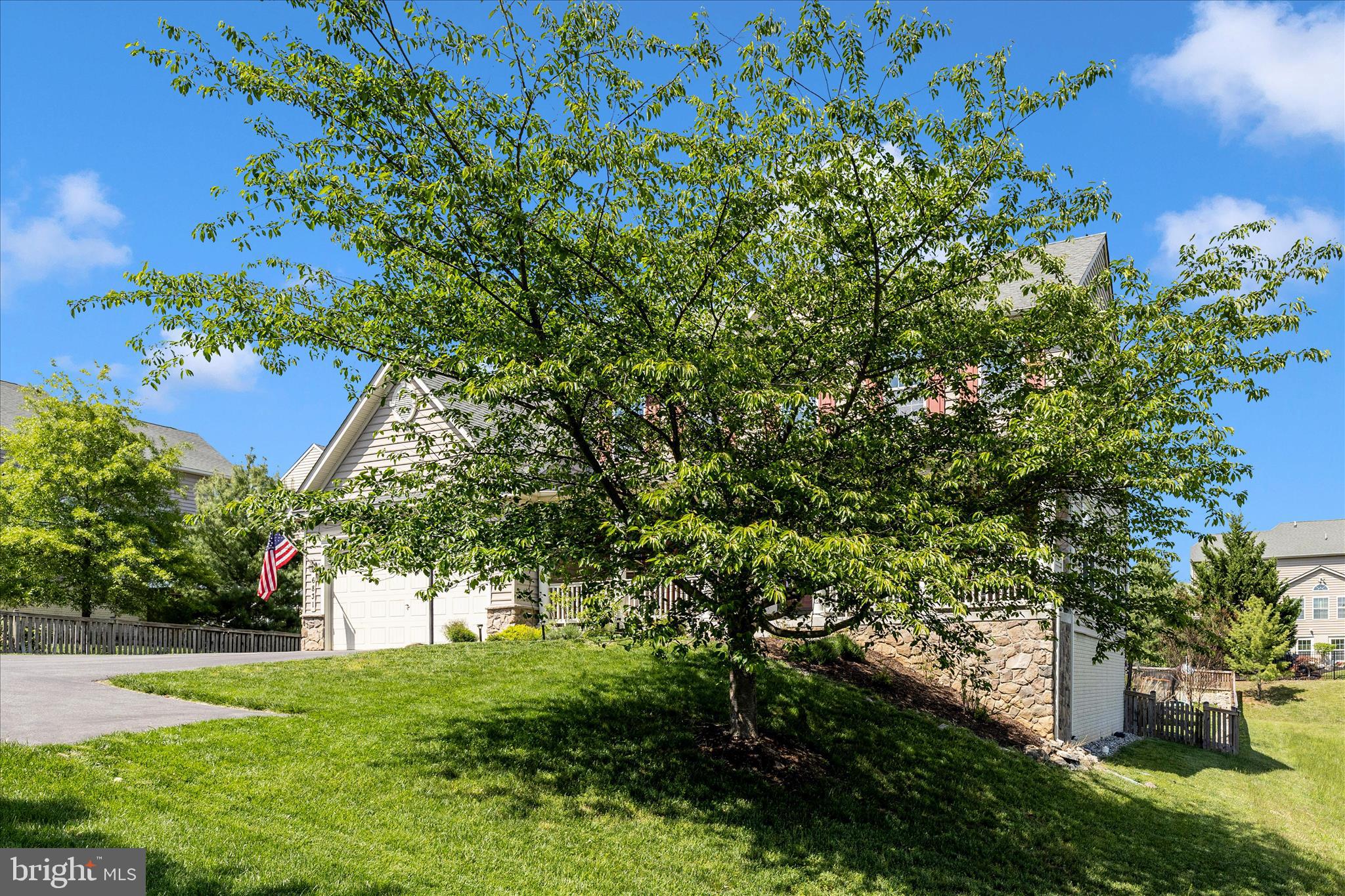 WOODRIDGE AT LAKE LINGANORE - Residential