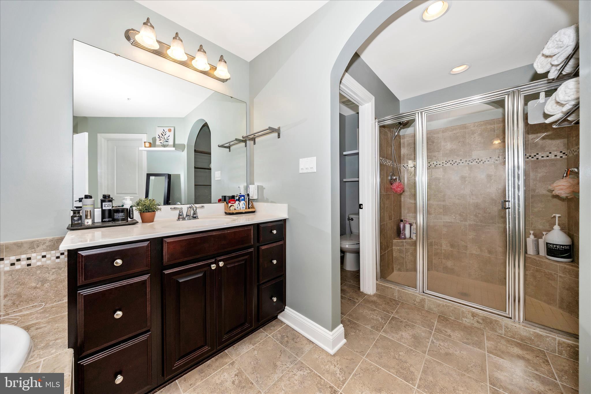 WOODRIDGE AT LAKE LINGANORE - Residential