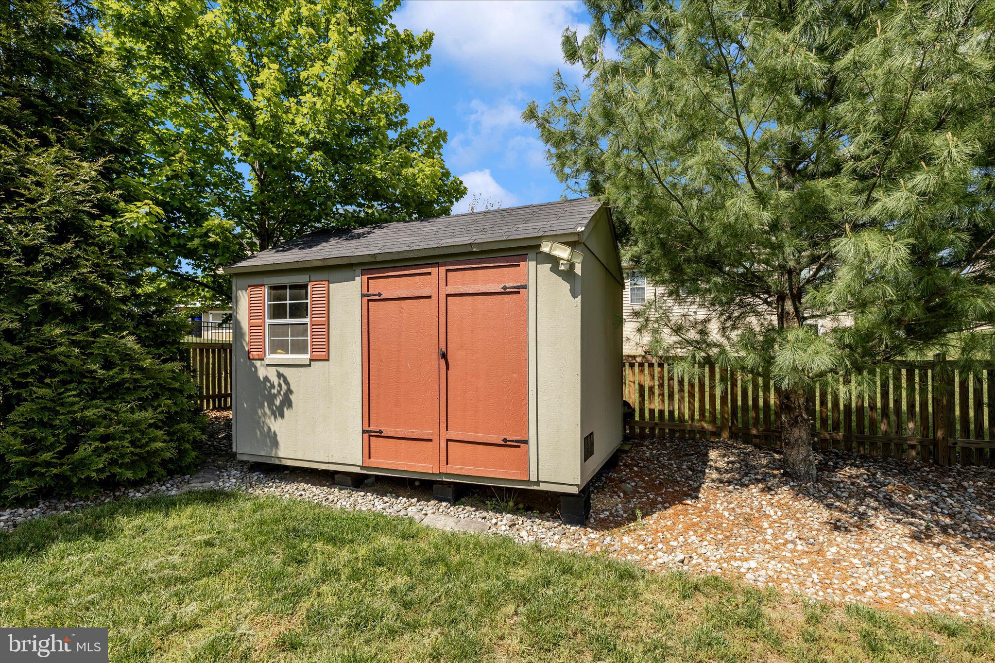 WOODRIDGE AT LAKE LINGANORE - Residential