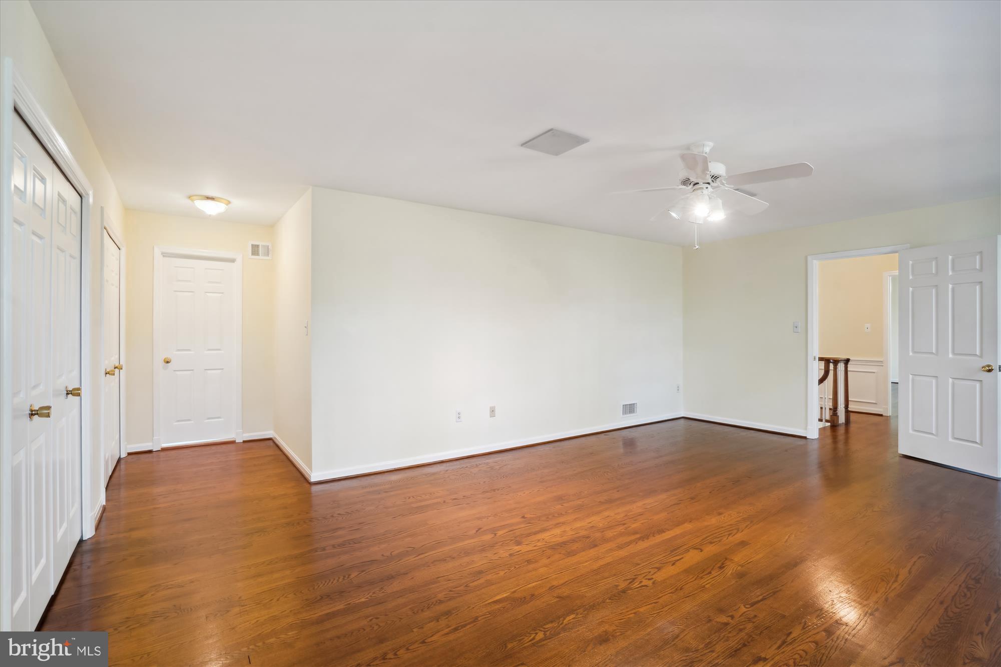 SPRING RIDGE - Residential