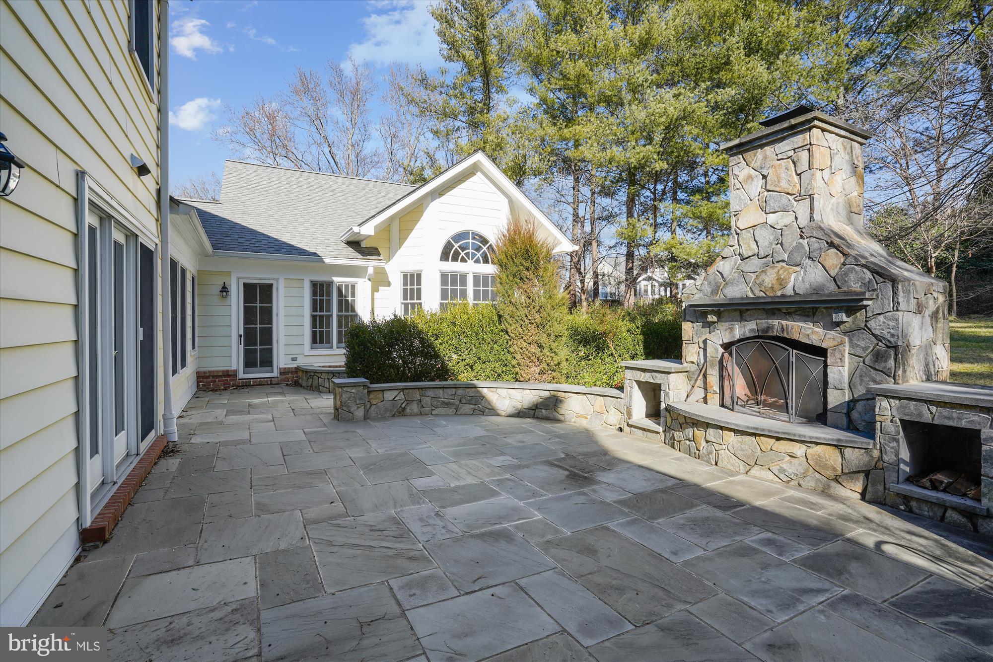 SPRING RIDGE - Residential