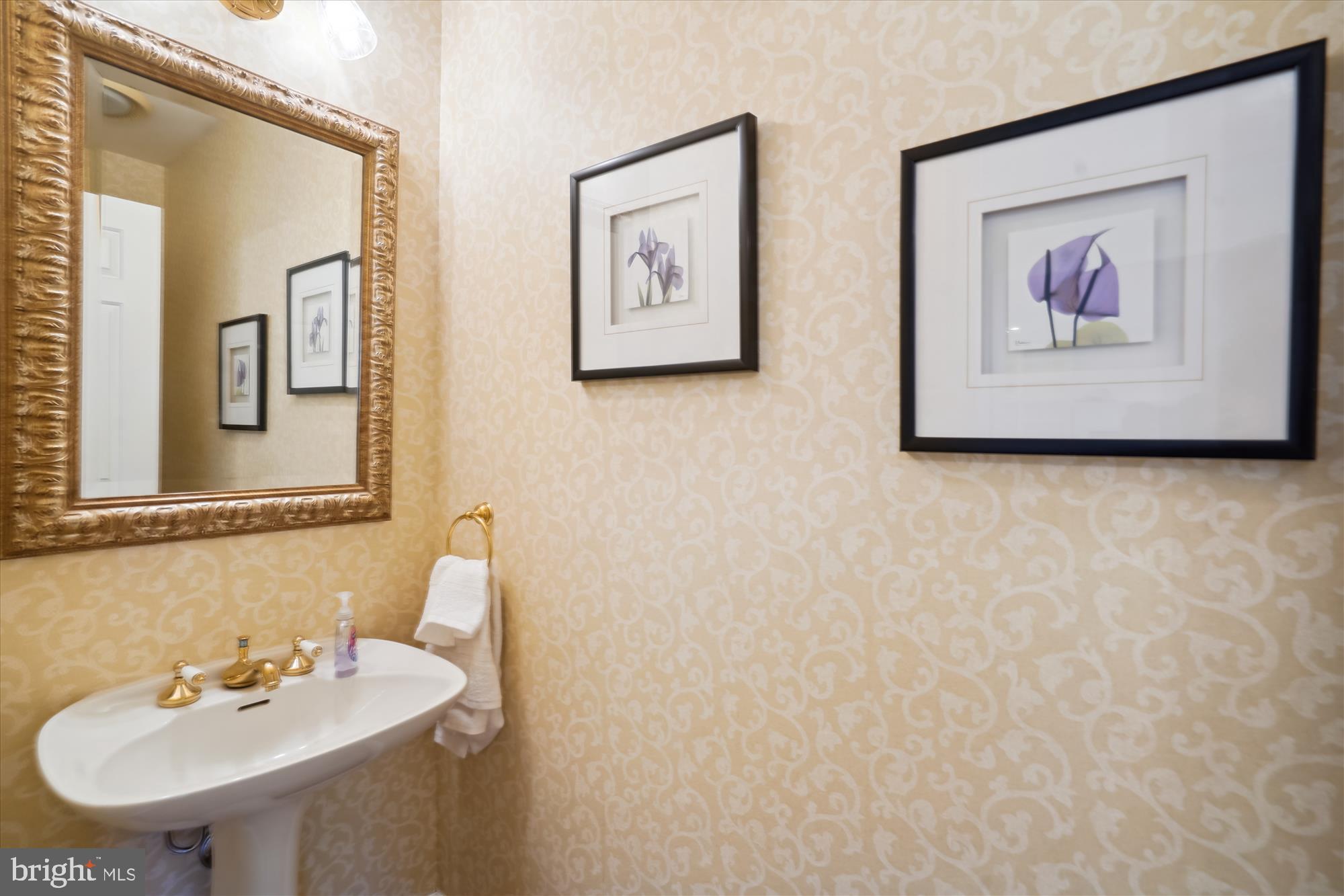 SPRING RIDGE - Residential