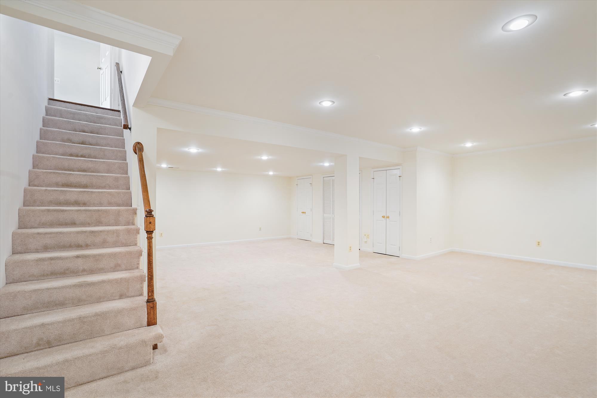 SPRING RIDGE - Residential