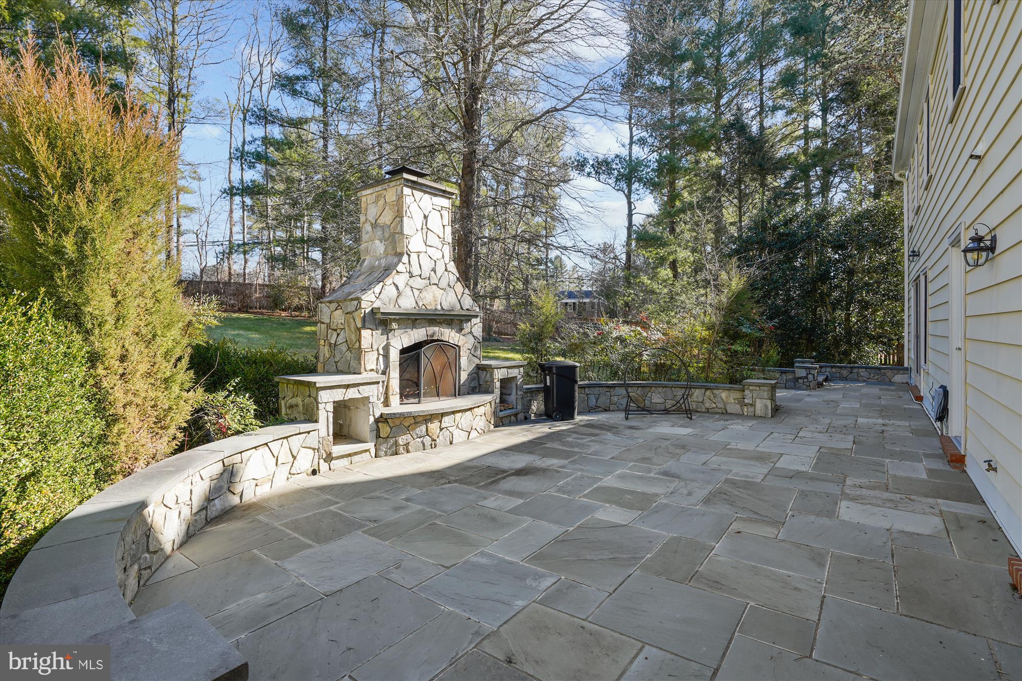 SPRING RIDGE - Residential