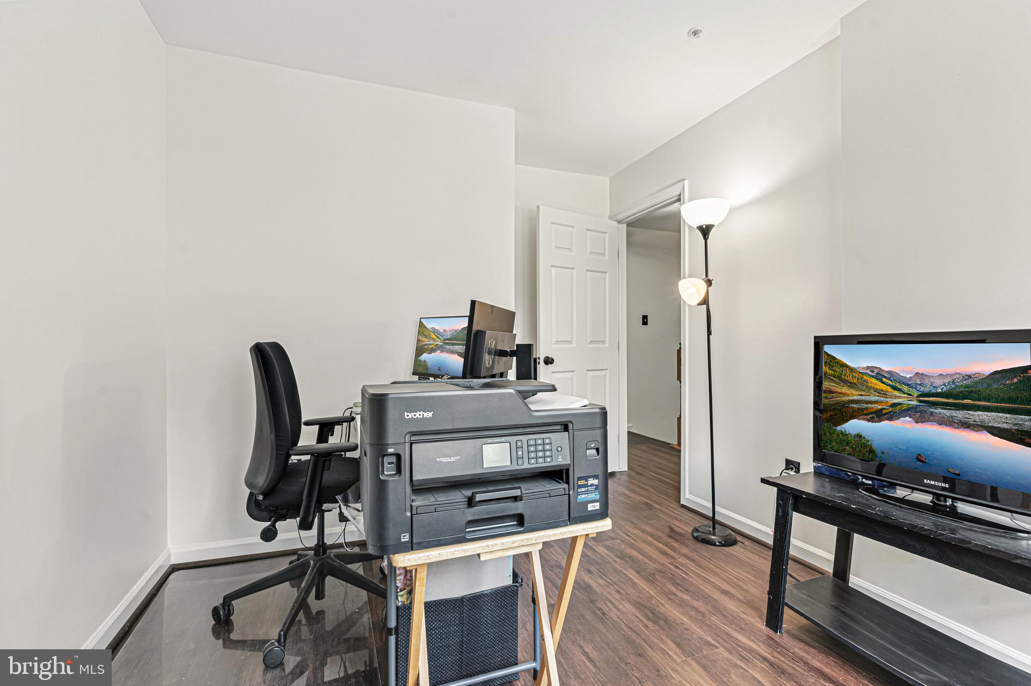 OWINGS MILLS - Residential