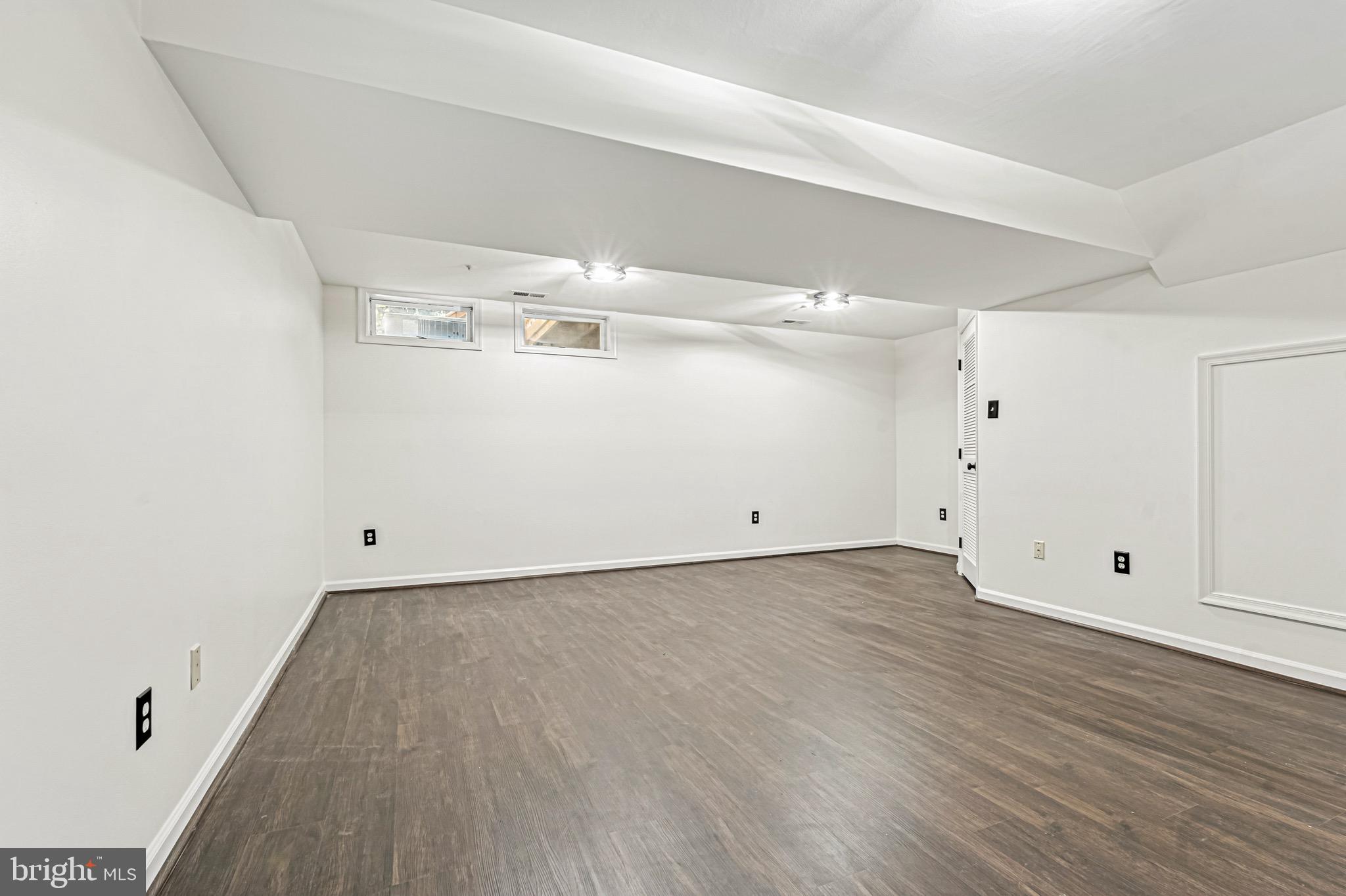 OWINGS MILLS - Residential