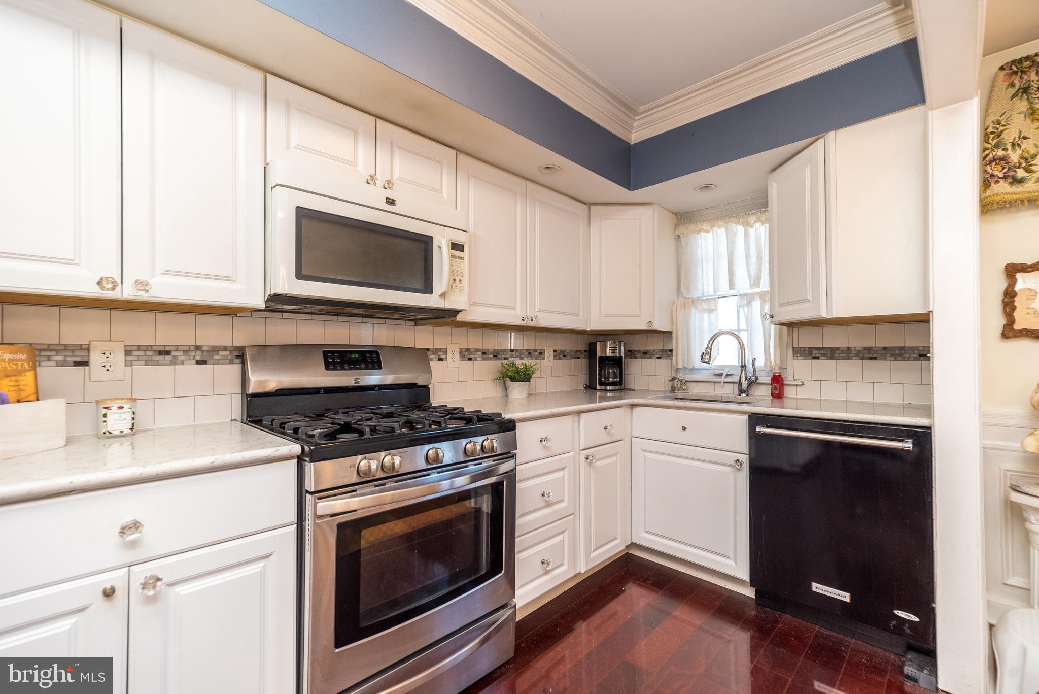 MAYFAIR - Residential