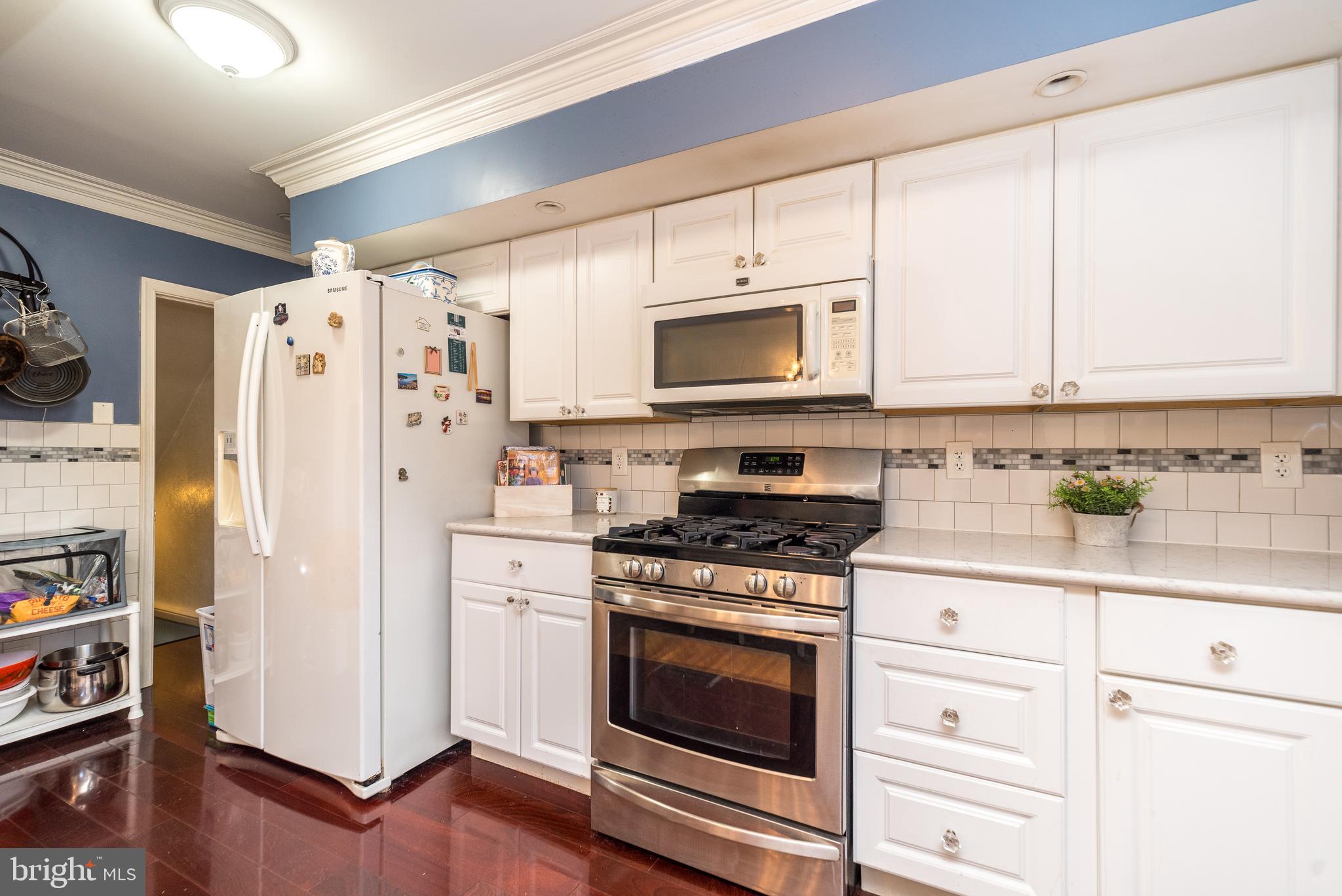 MAYFAIR - Residential